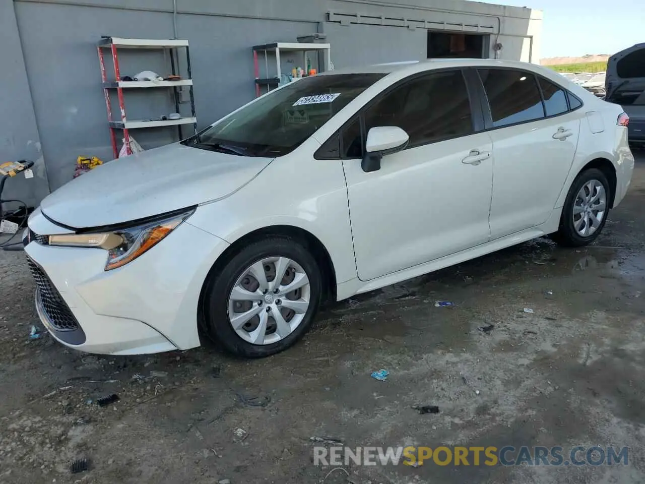1 Photograph of a damaged car JTDEPRAE6LJ084825 TOYOTA COROLLA 2020