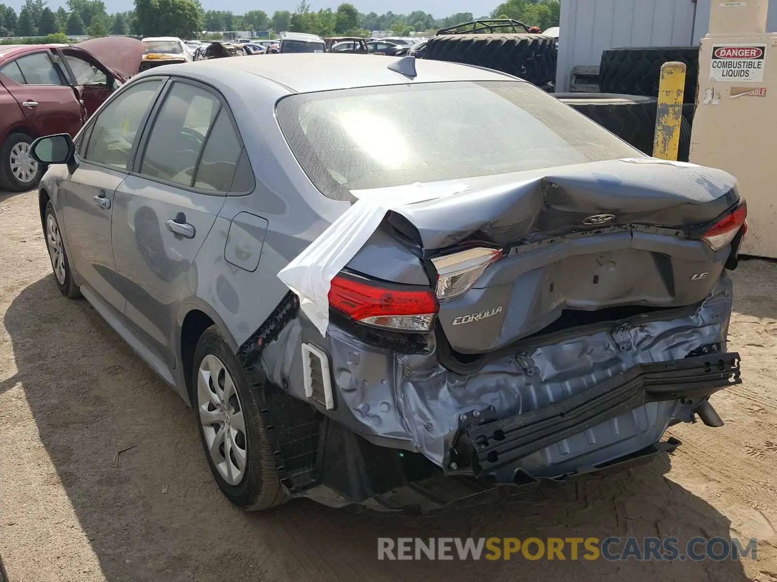 3 Photograph of a damaged car JTDEPRAE6LJ089202 TOYOTA COROLLA 2020