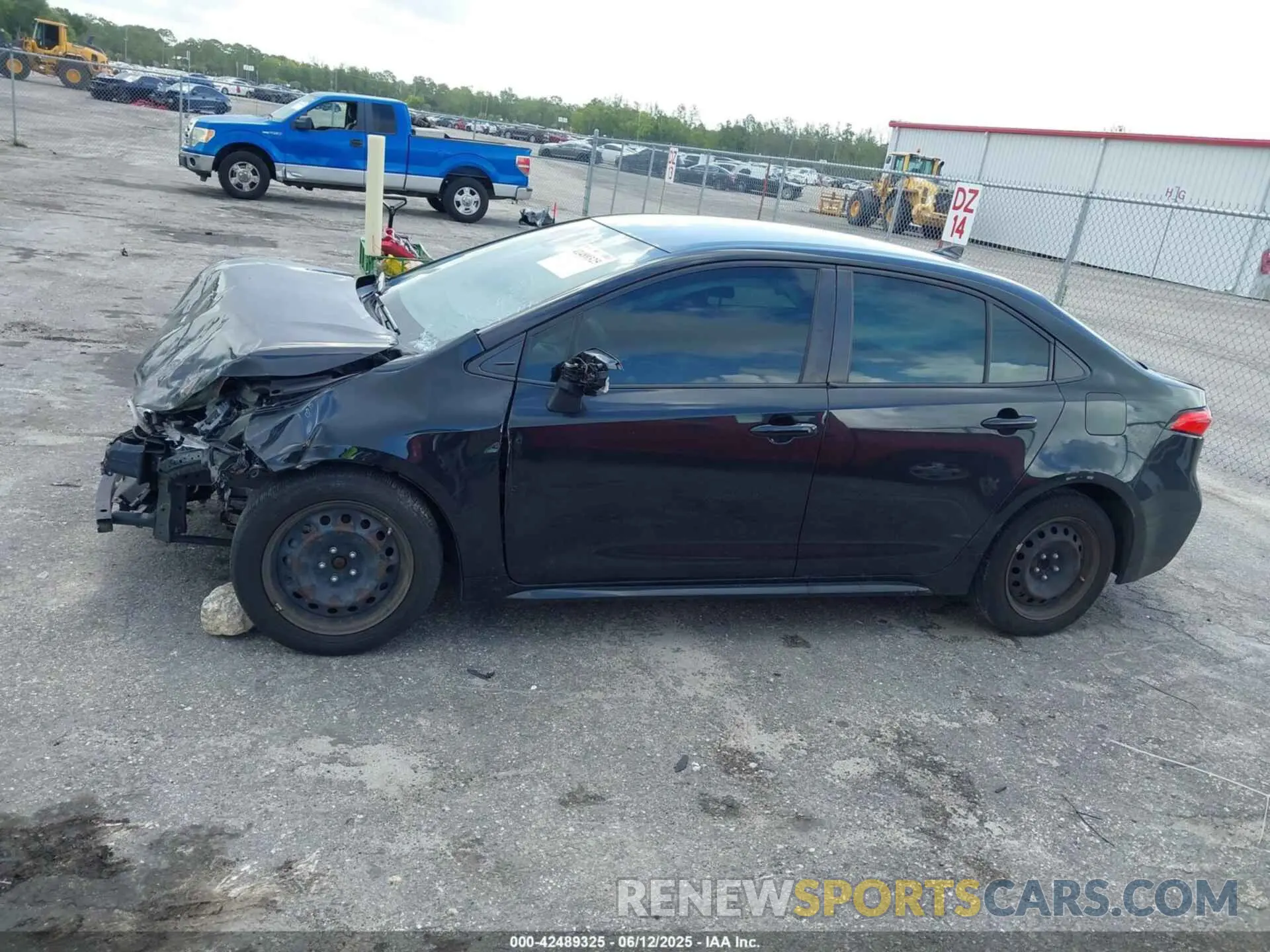 15 Photograph of a damaged car JTDEPRAE6LJ090446 TOYOTA COROLLA 2020