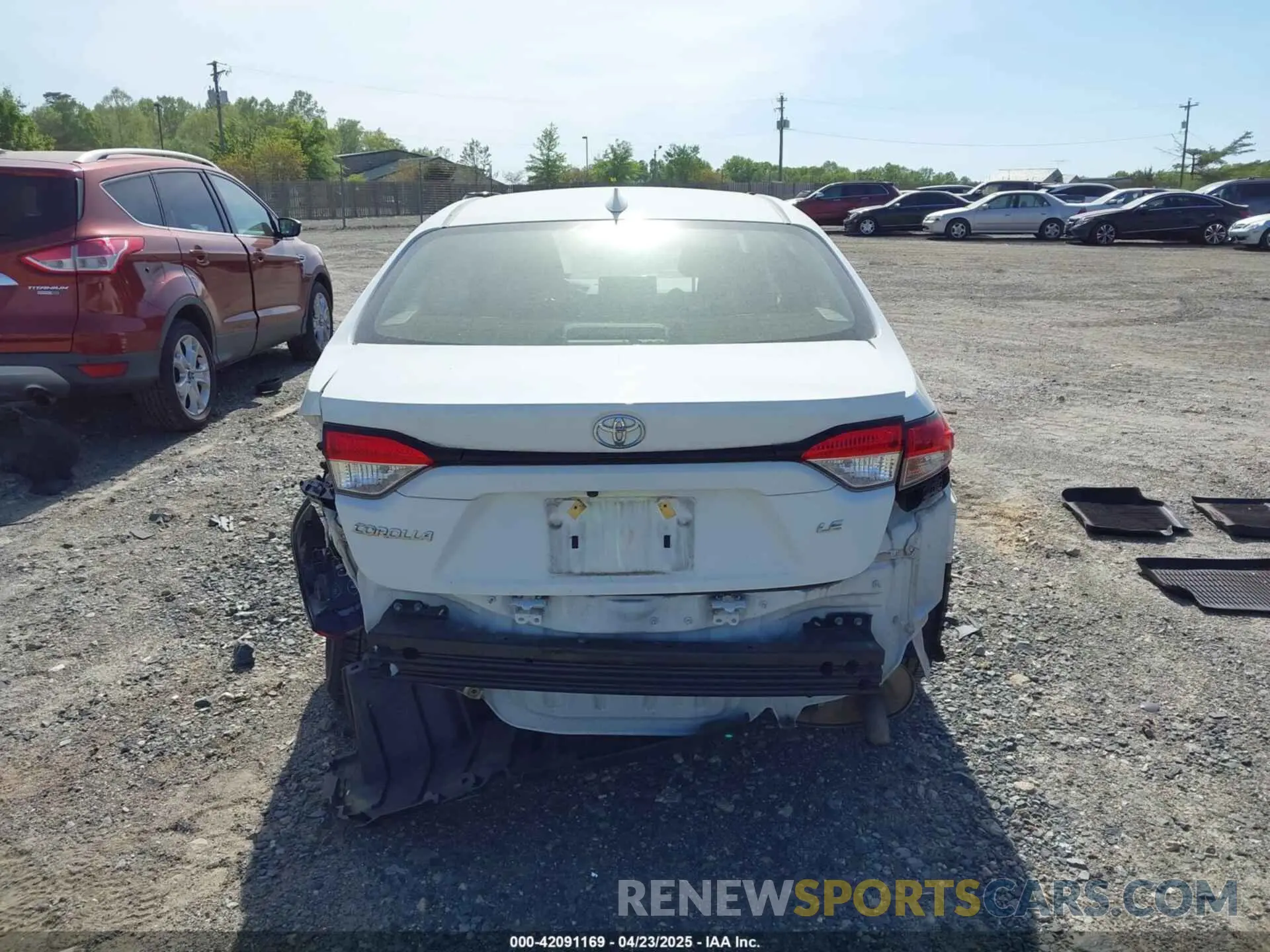 16 Photograph of a damaged car JTDEPRAE6LJ093198 TOYOTA COROLLA 2020
