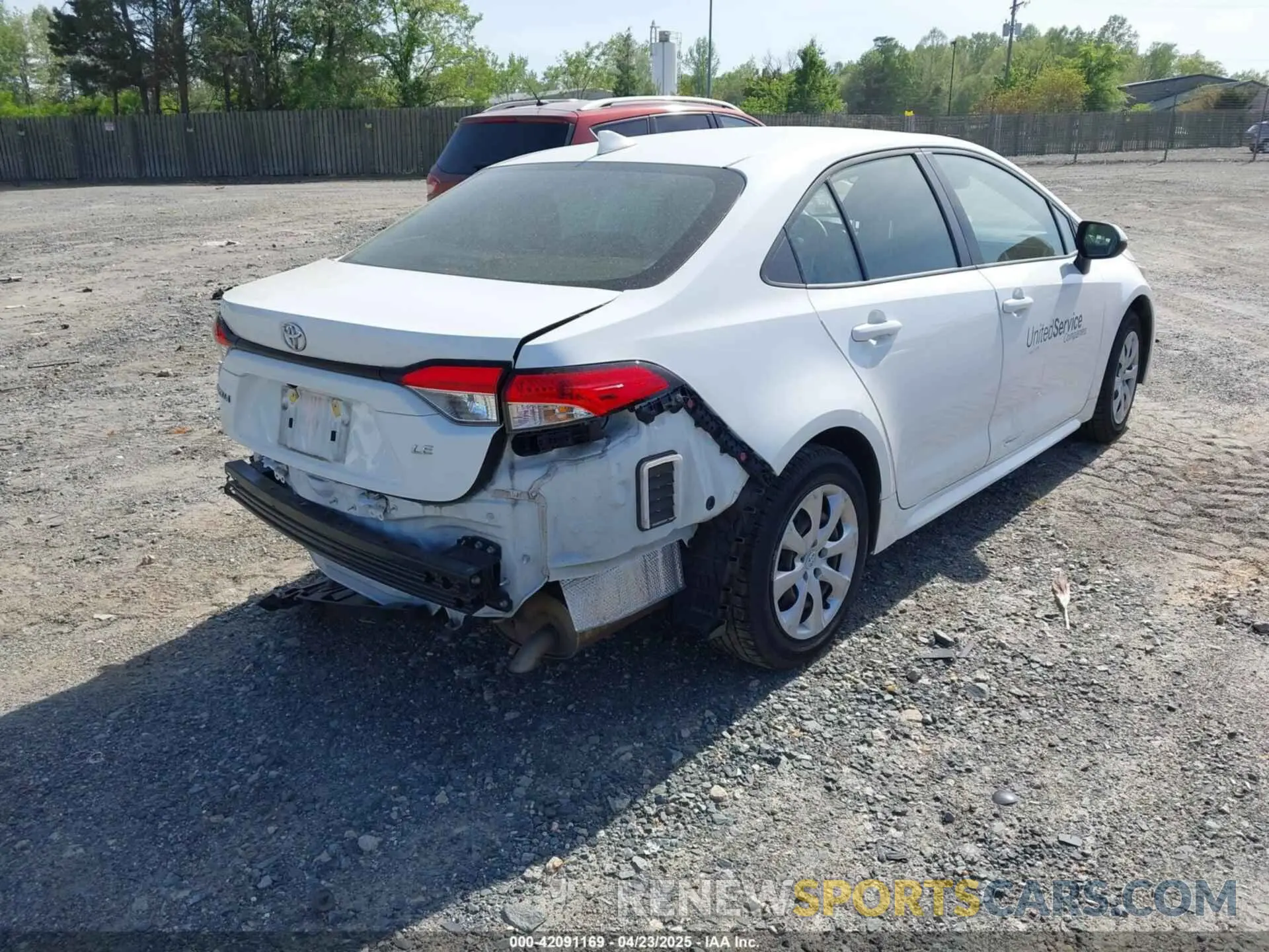 4 Photograph of a damaged car JTDEPRAE6LJ093198 TOYOTA COROLLA 2020