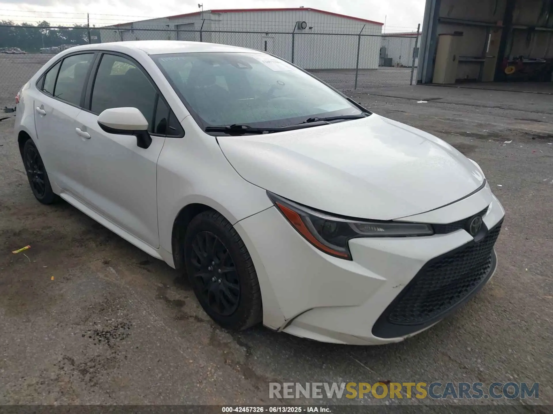 1 Photograph of a damaged car JTDEPRAE6LJ114373 TOYOTA COROLLA 2020