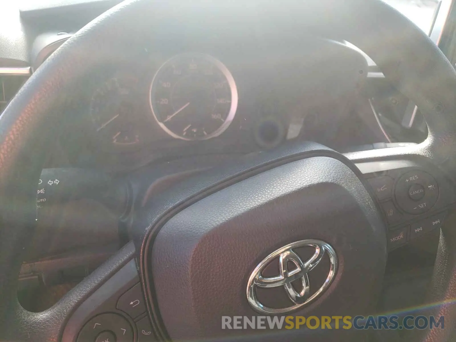 8 Photograph of a damaged car JTDEPRAE7LJ006960 TOYOTA COROLLA 2020