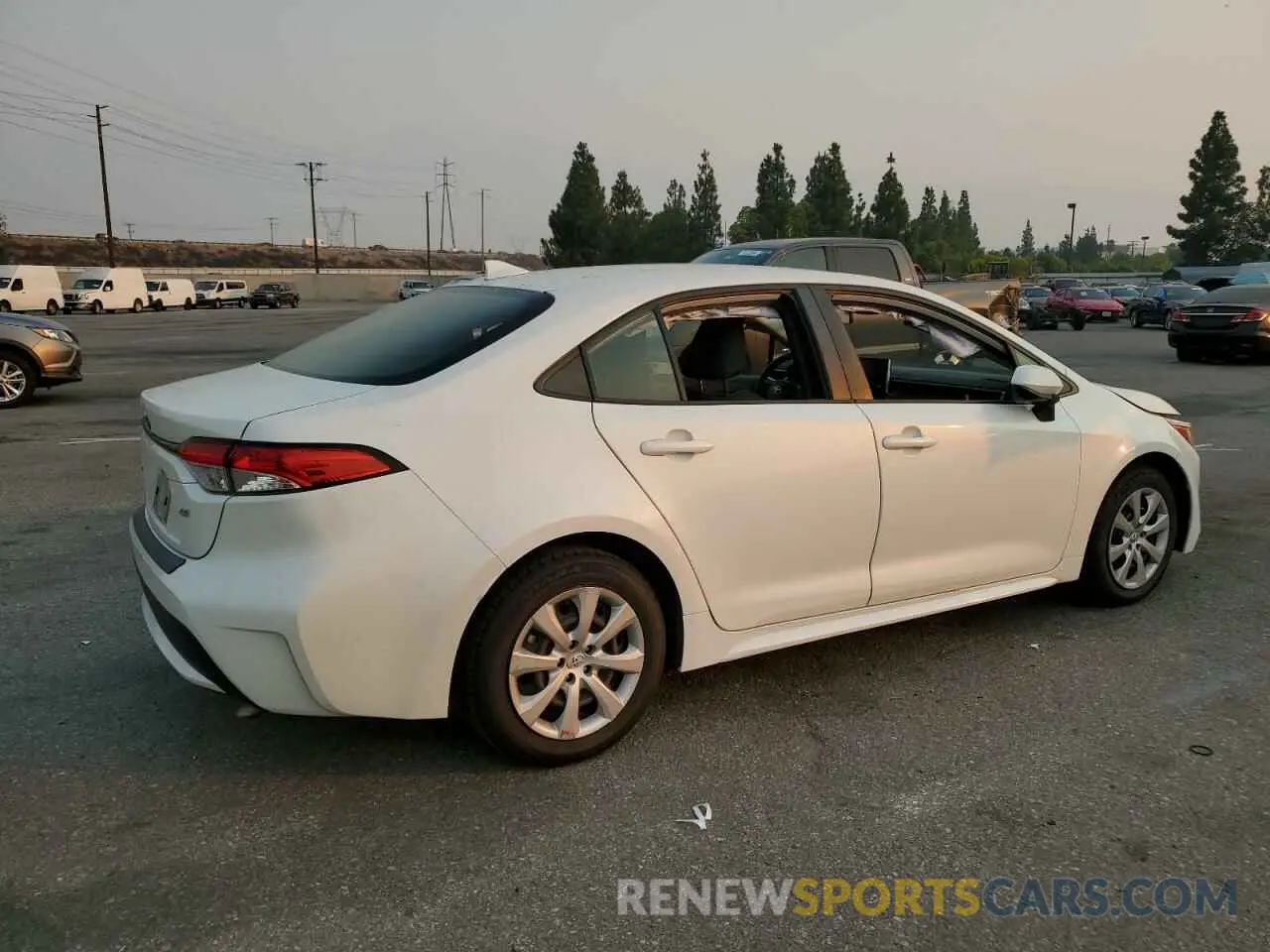 3 Photograph of a damaged car JTDEPRAE7LJ011690 TOYOTA COROLLA 2020