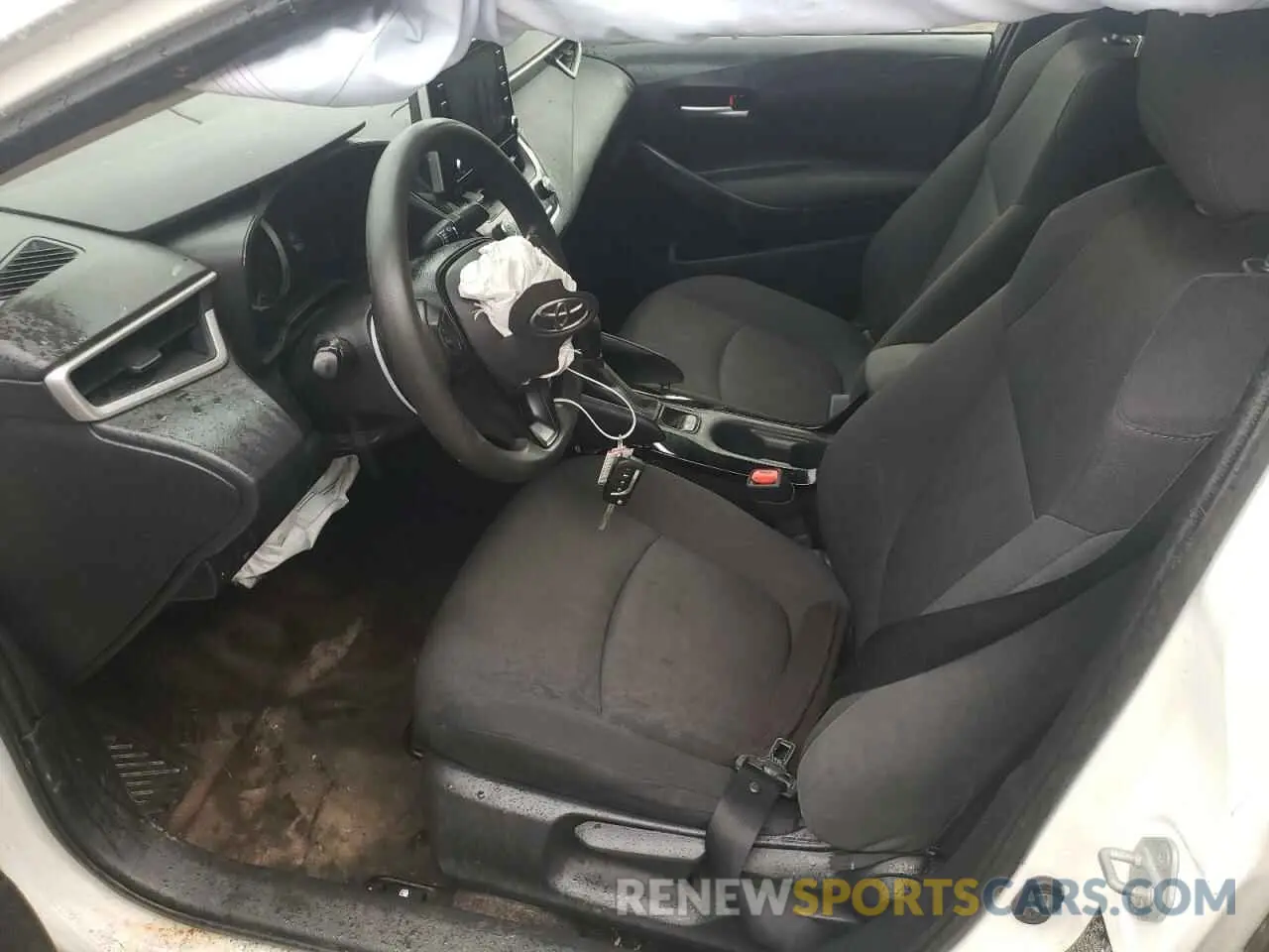 7 Photograph of a damaged car JTDEPRAE7LJ019661 TOYOTA COROLLA 2020