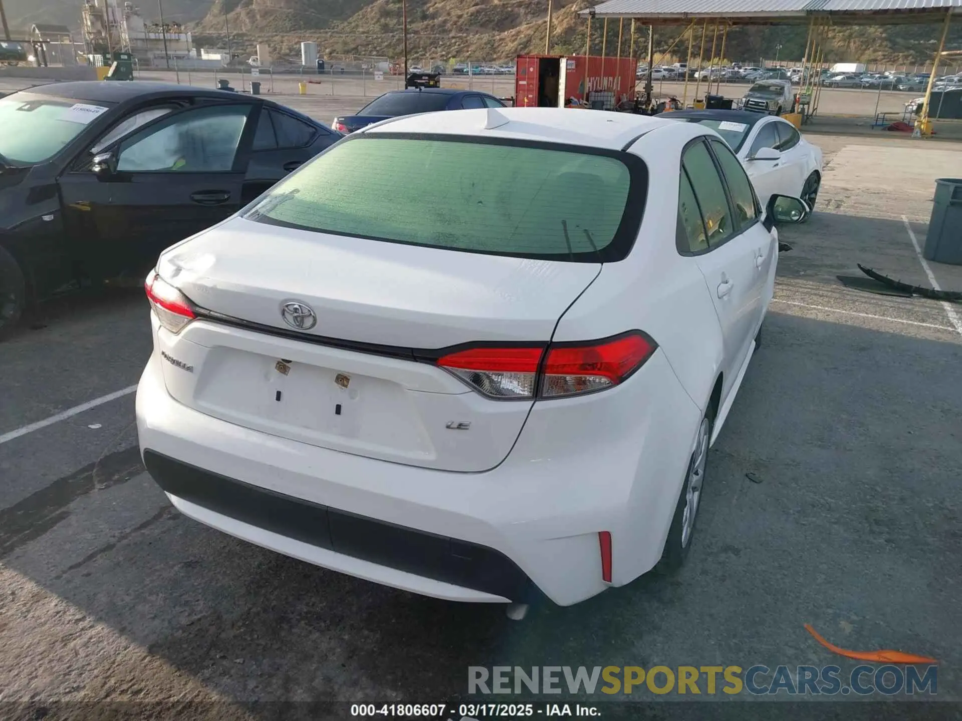 4 Фотография поврежденного автомобиля JTDEPRAE7LJ032961 TOYOTA COROLLA 2020