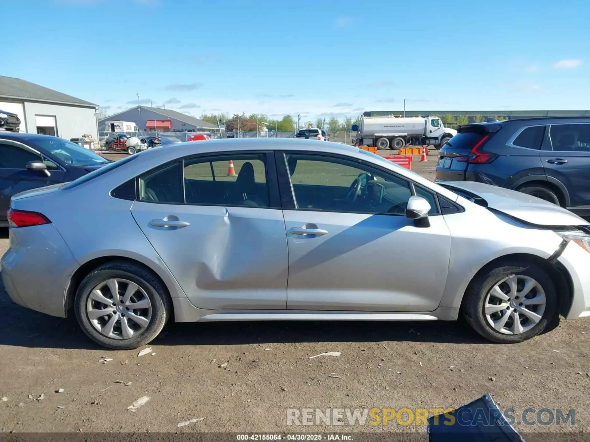 13 Photograph of a damaged car JTDEPRAE7LJ035228 TOYOTA COROLLA 2020
