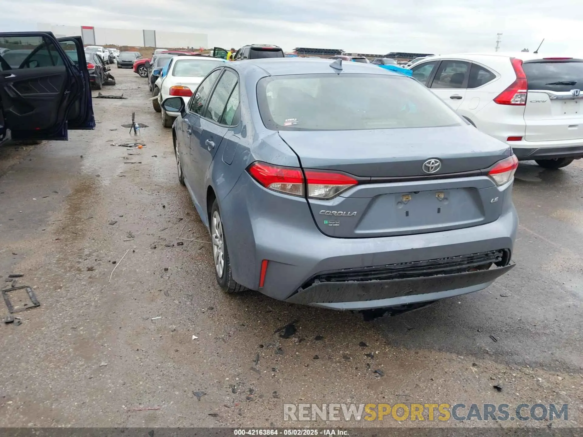 3 Photograph of a damaged car JTDEPRAE7LJ038663 TOYOTA COROLLA 2020