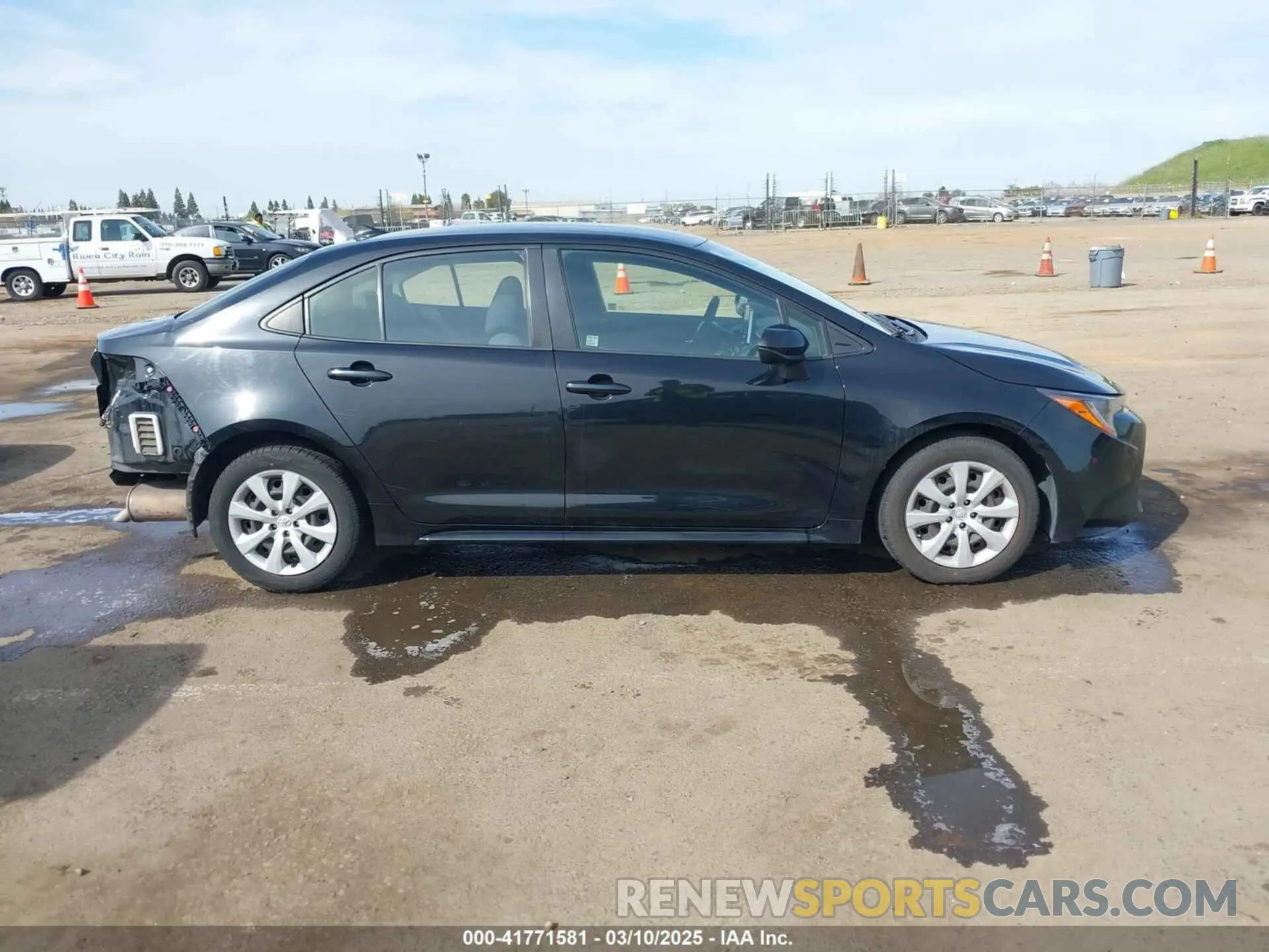 14 Фотография поврежденного автомобиля JTDEPRAE7LJ042552 TOYOTA COROLLA 2020