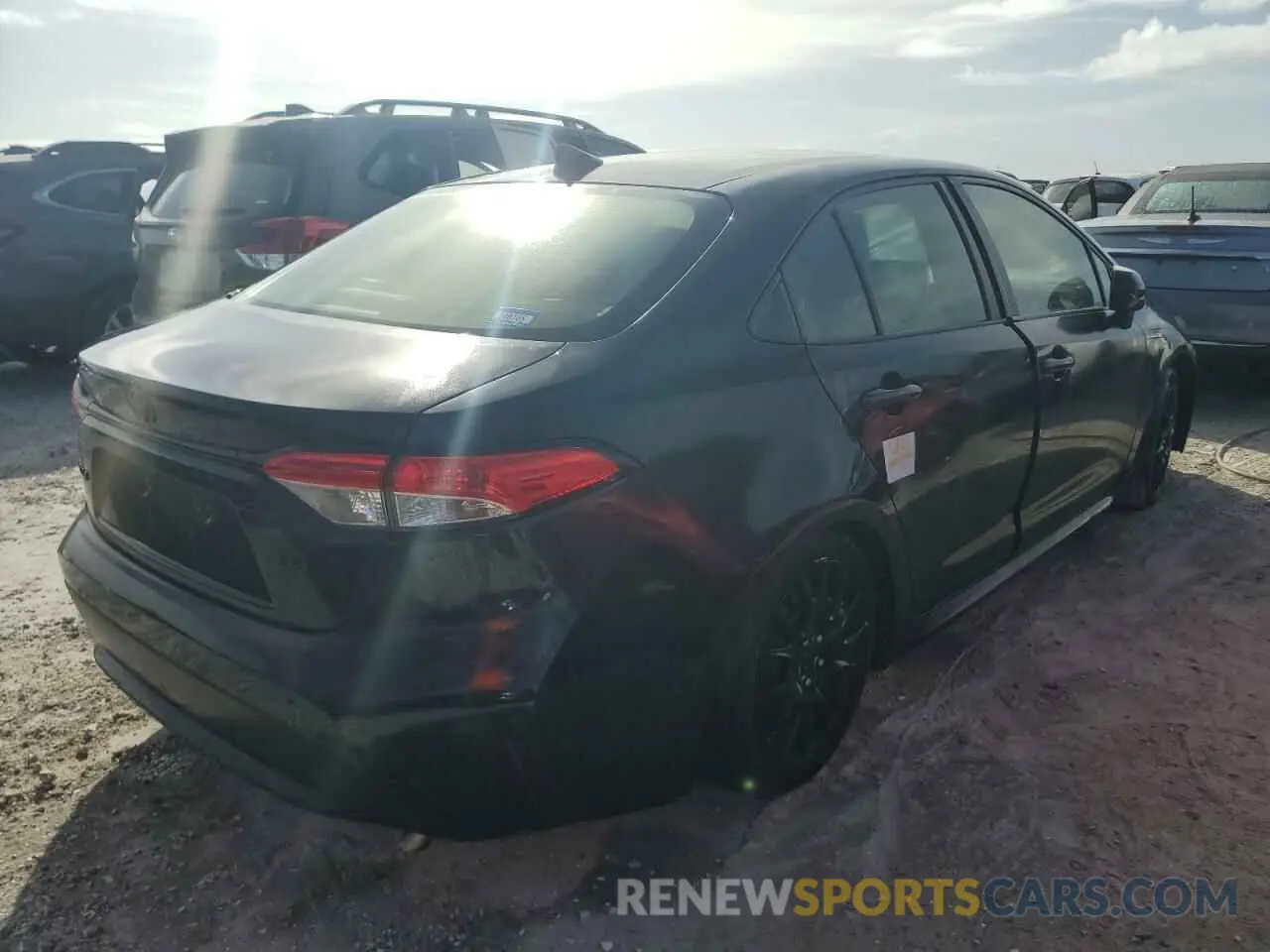 3 Фотография поврежденного автомобиля JTDEPRAE7LJ052627 TOYOTA COROLLA 2020