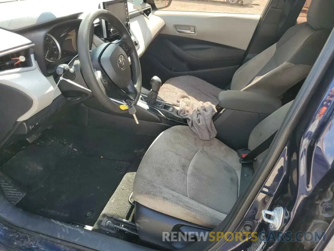 7 Photograph of a damaged car JTDEPRAE7LJ063546 TOYOTA COROLLA 2020