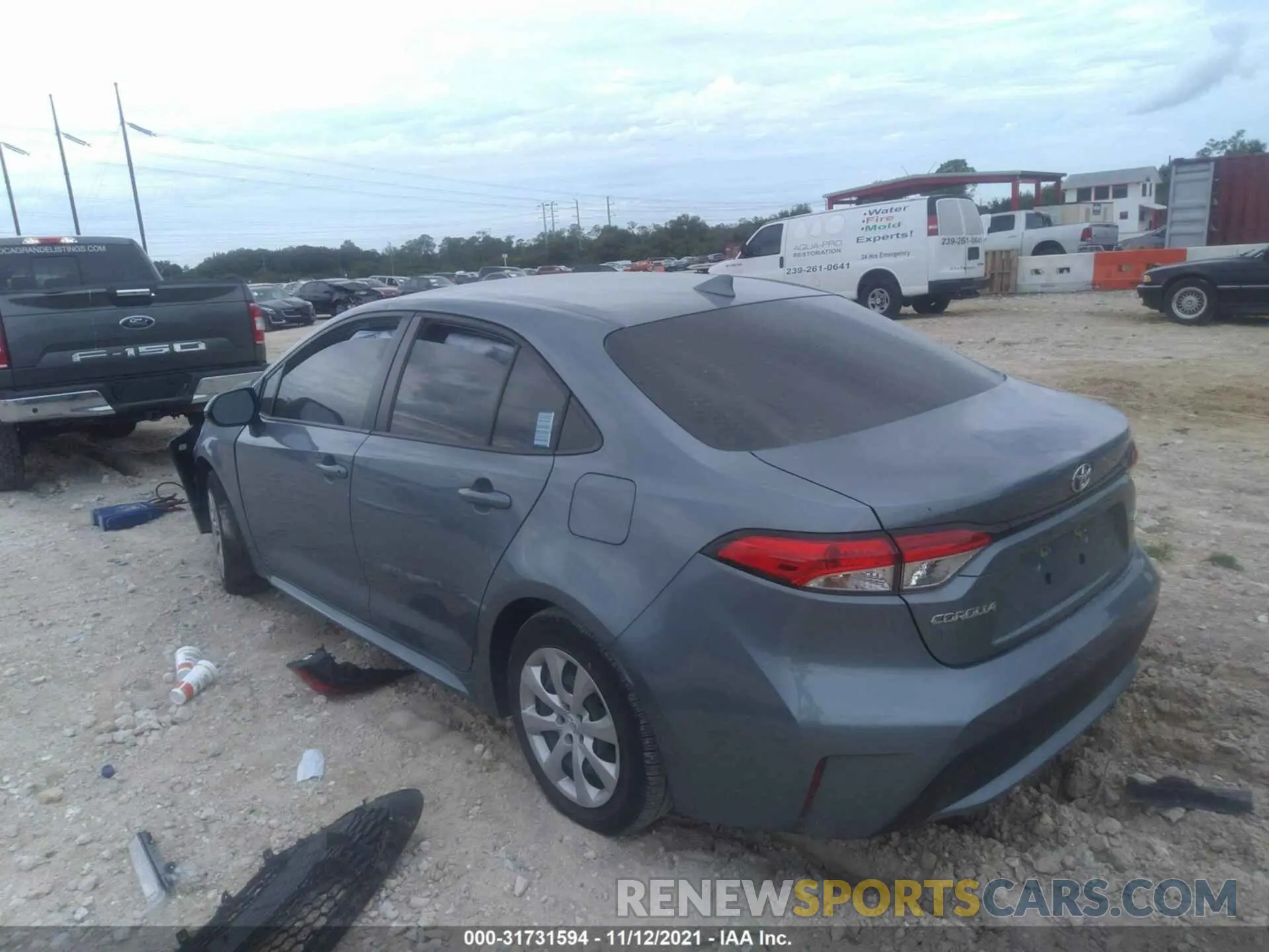 3 Photograph of a damaged car JTDEPRAE7LJ086194 TOYOTA COROLLA 2020