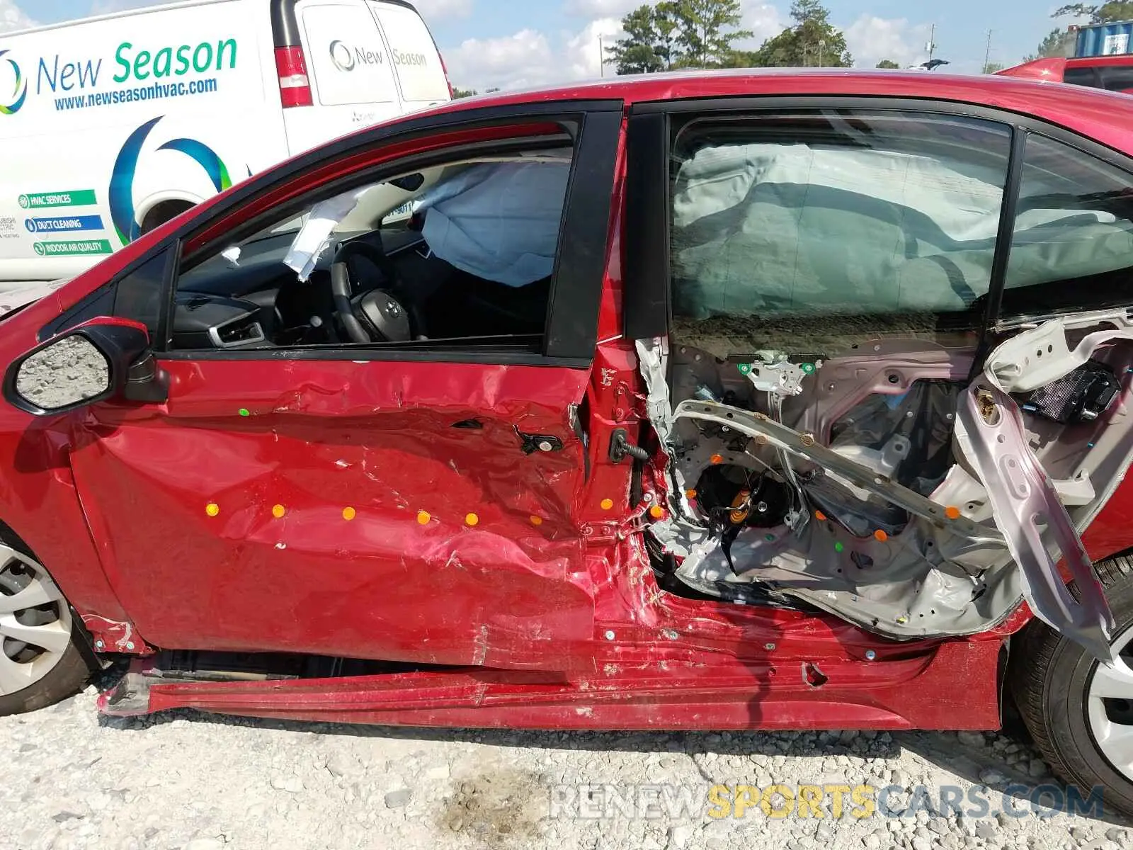 9 Photograph of a damaged car JTDEPRAE7LJ090164 TOYOTA COROLLA 2020