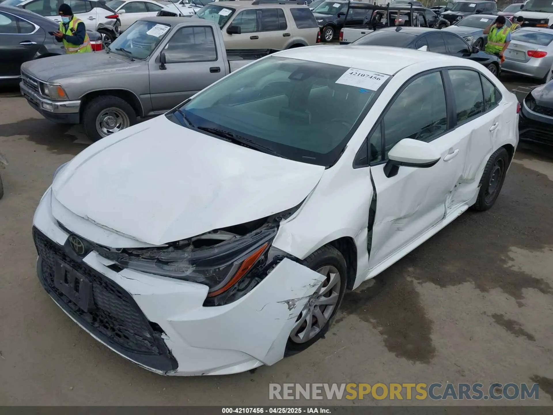 2 Фотография поврежденного автомобиля JTDEPRAE7LJ095929 TOYOTA COROLLA 2020