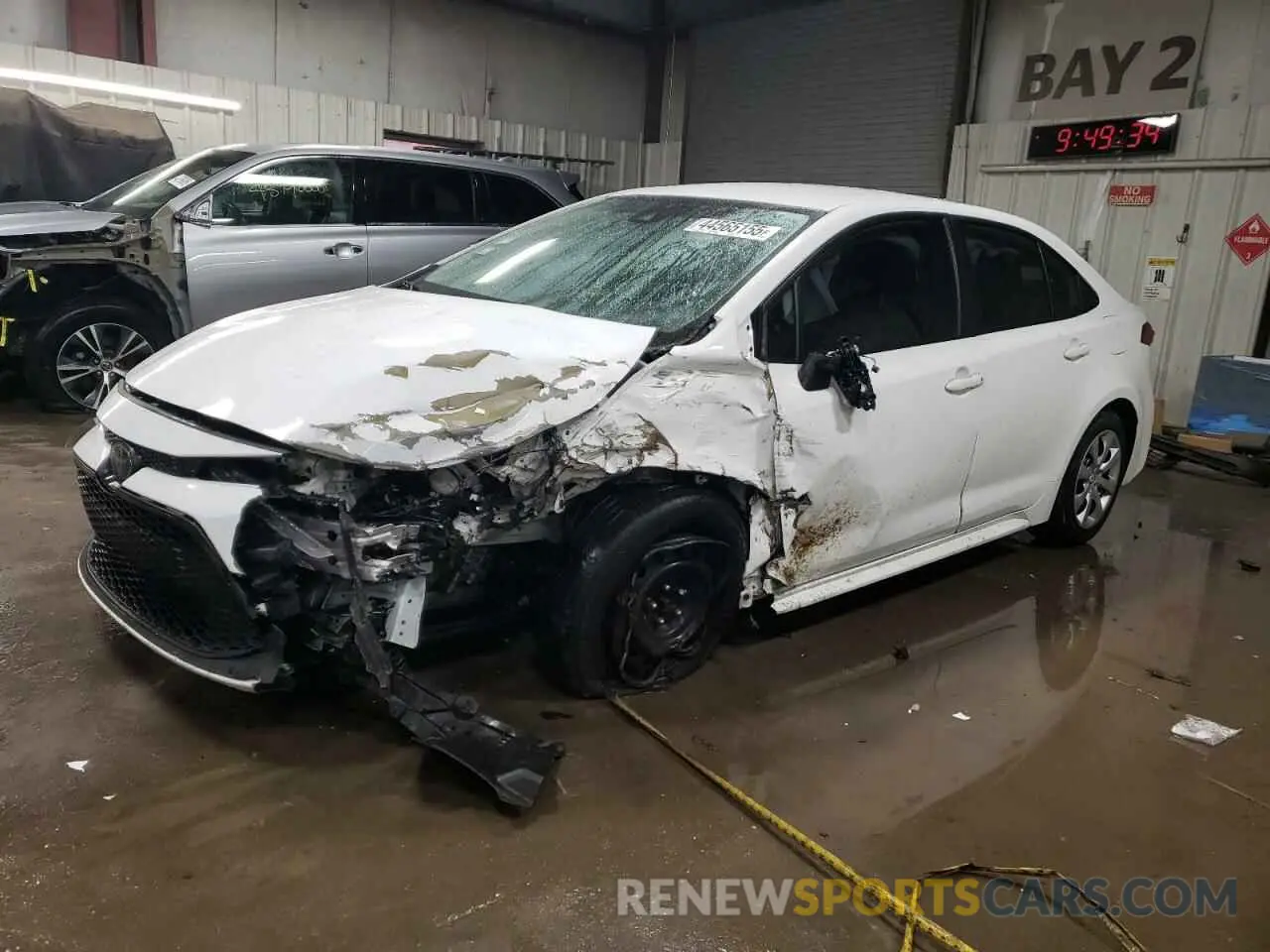 1 Photograph of a damaged car JTDEPRAE7LJ096806 TOYOTA COROLLA 2020