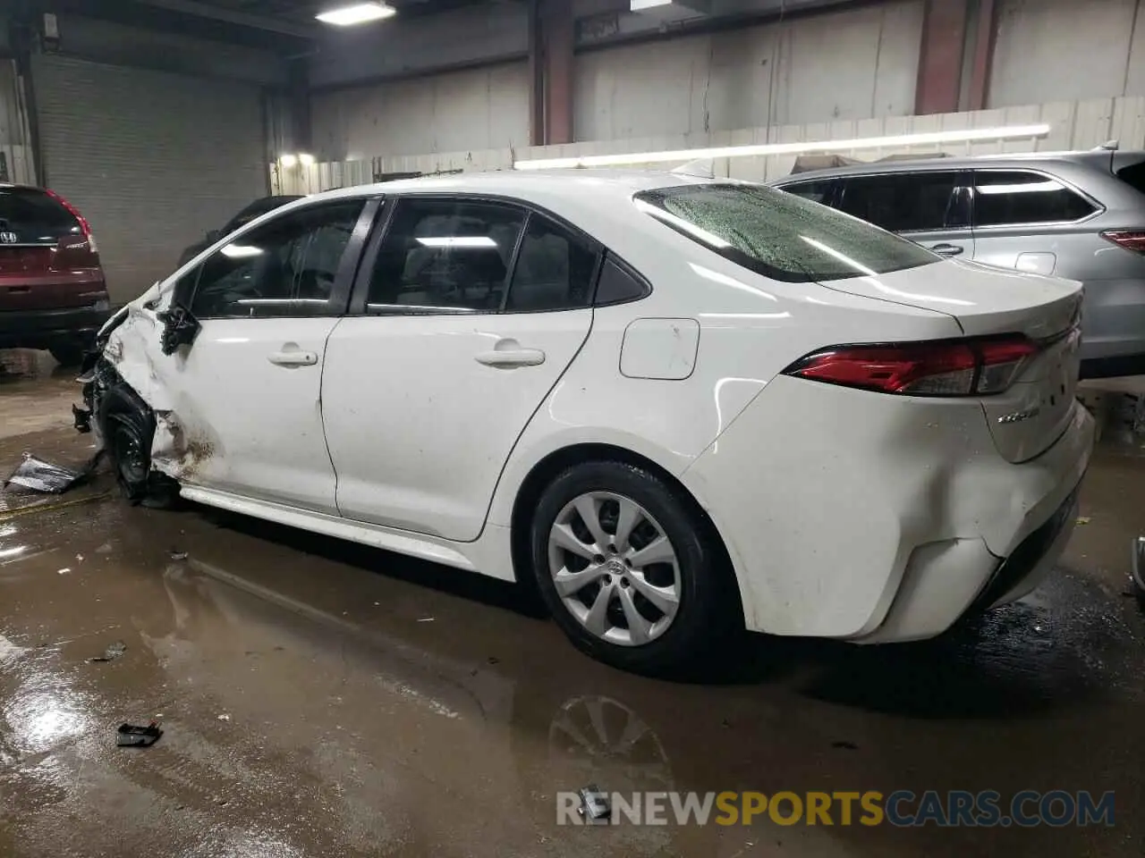2 Photograph of a damaged car JTDEPRAE7LJ096806 TOYOTA COROLLA 2020