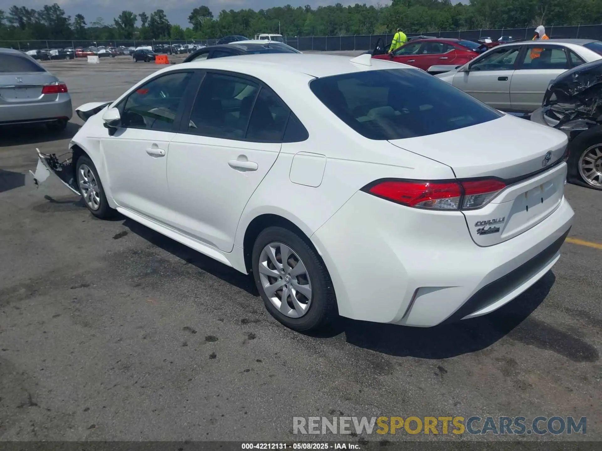 3 Photograph of a damaged car JTDEPRAE7LJ097342 TOYOTA COROLLA 2020