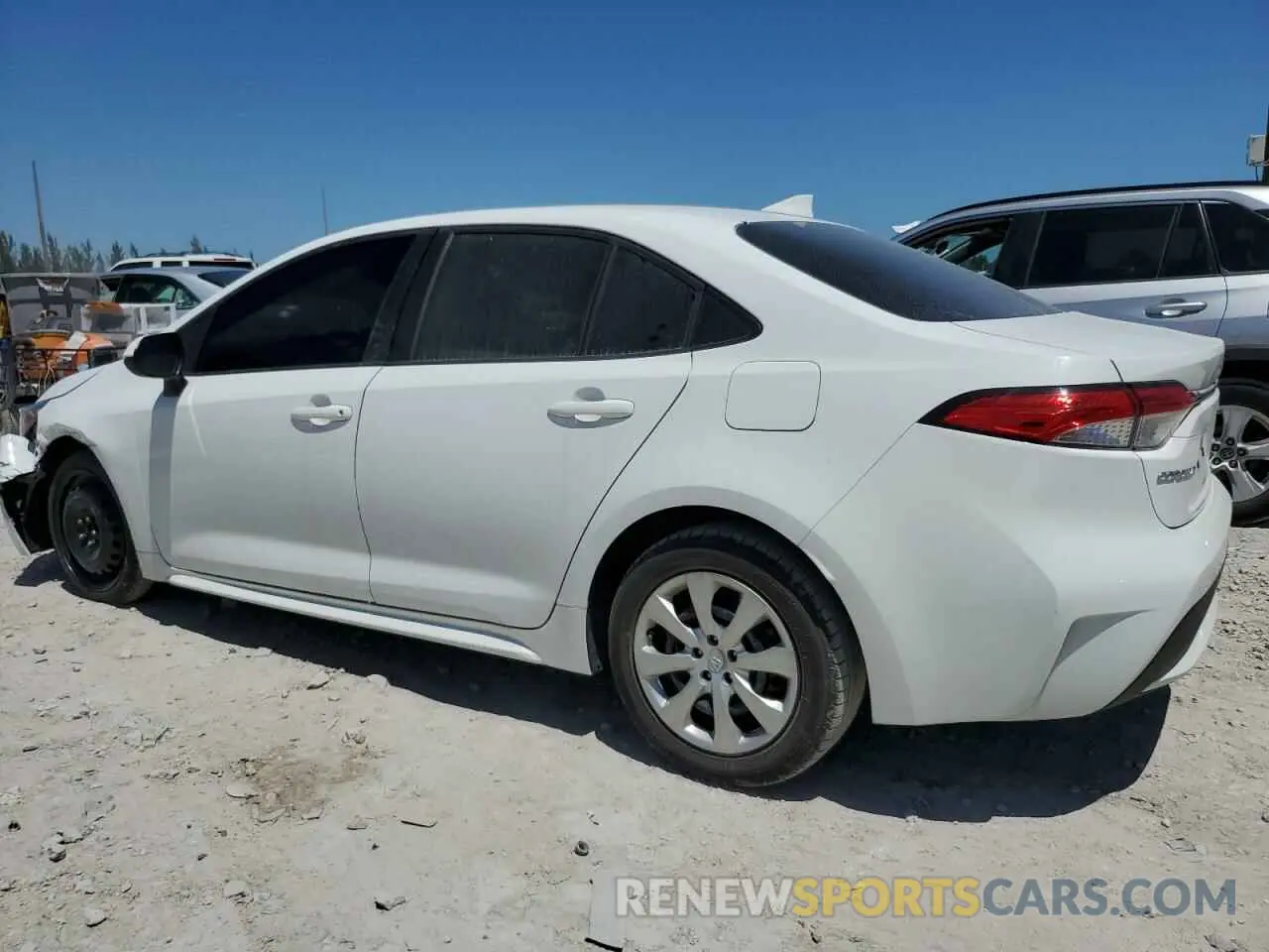 2 Photograph of a damaged car JTDEPRAE7LJ102233 TOYOTA COROLLA 2020