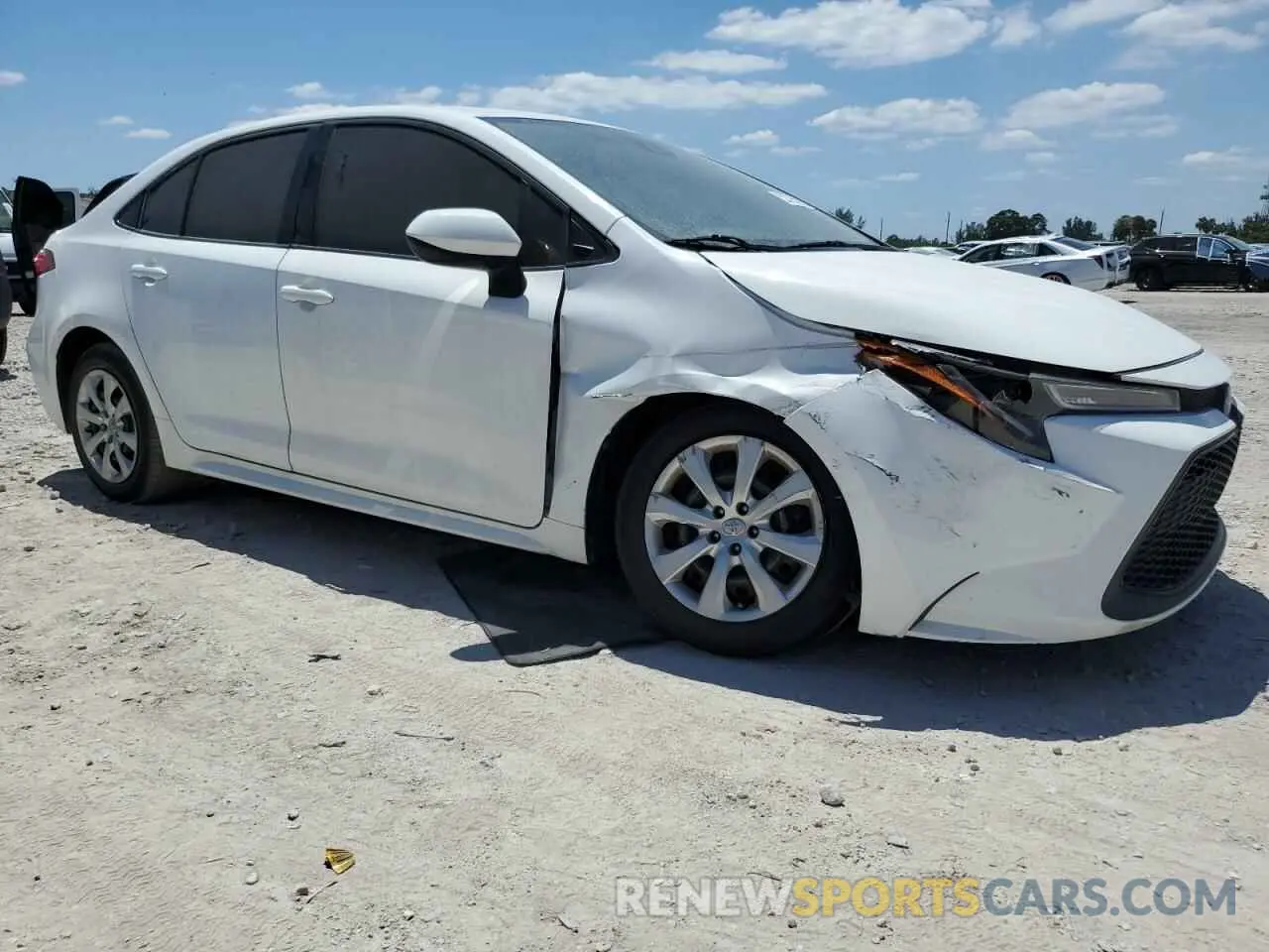 4 Photograph of a damaged car JTDEPRAE7LJ102233 TOYOTA COROLLA 2020