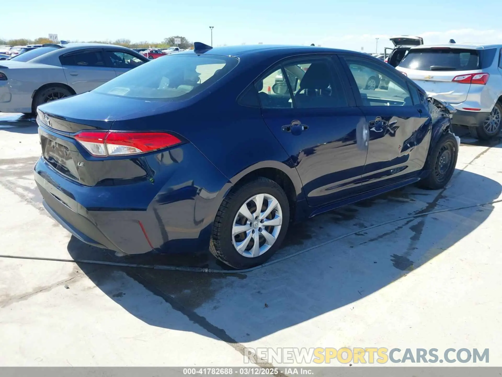 4 Photograph of a damaged car JTDEPRAE7LJ106671 TOYOTA COROLLA 2020