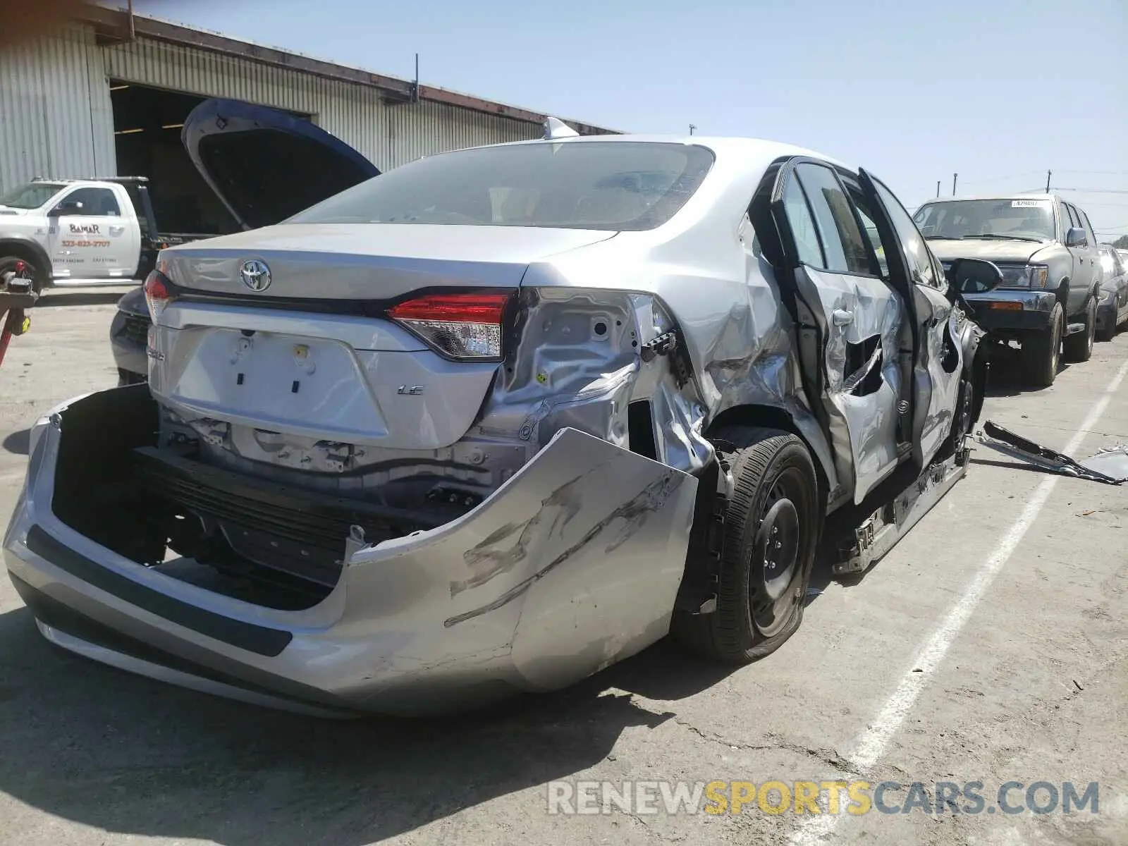 4 Photograph of a damaged car JTDEPRAE8LJ013402 TOYOTA COROLLA 2020