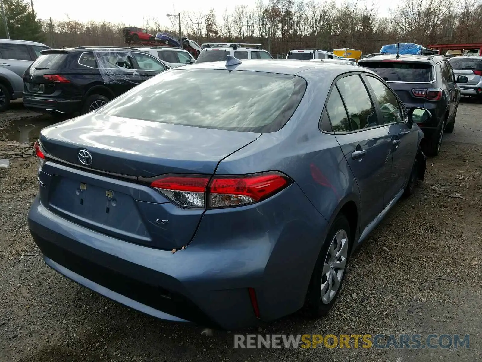 4 Photograph of a damaged car JTDEPRAE8LJ018647 TOYOTA COROLLA 2020