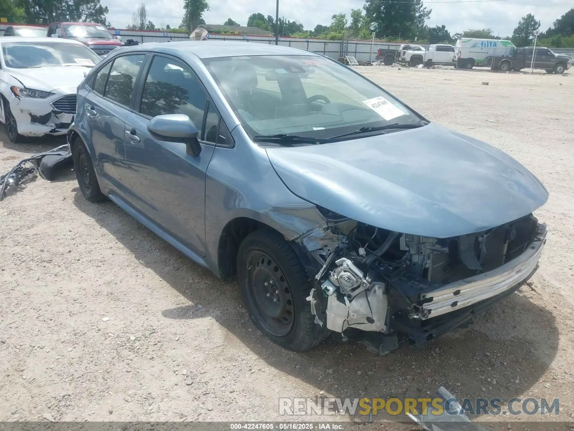 1 Photograph of a damaged car JTDEPRAE8LJ032161 TOYOTA COROLLA 2020