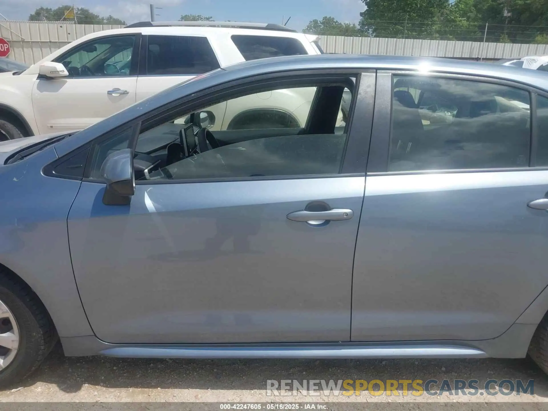 15 Photograph of a damaged car JTDEPRAE8LJ032161 TOYOTA COROLLA 2020
