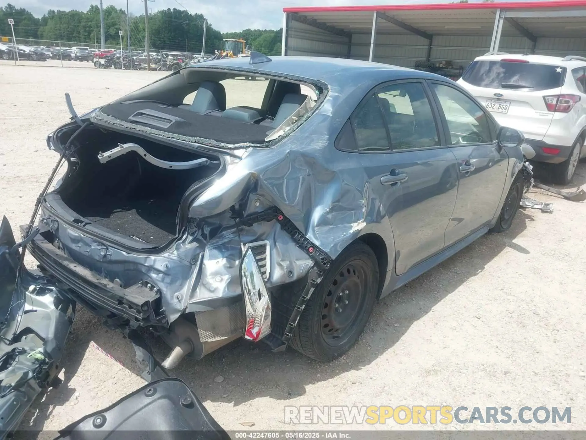 4 Photograph of a damaged car JTDEPRAE8LJ032161 TOYOTA COROLLA 2020