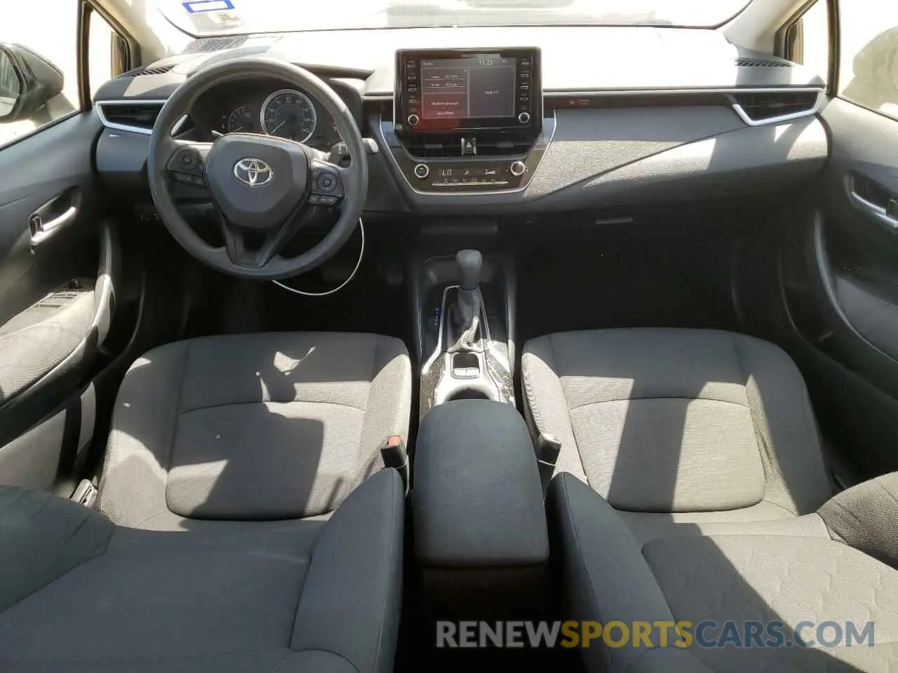 8 Фотография поврежденного автомобиля JTDEPRAE8LJ036873 TOYOTA COROLLA 2020