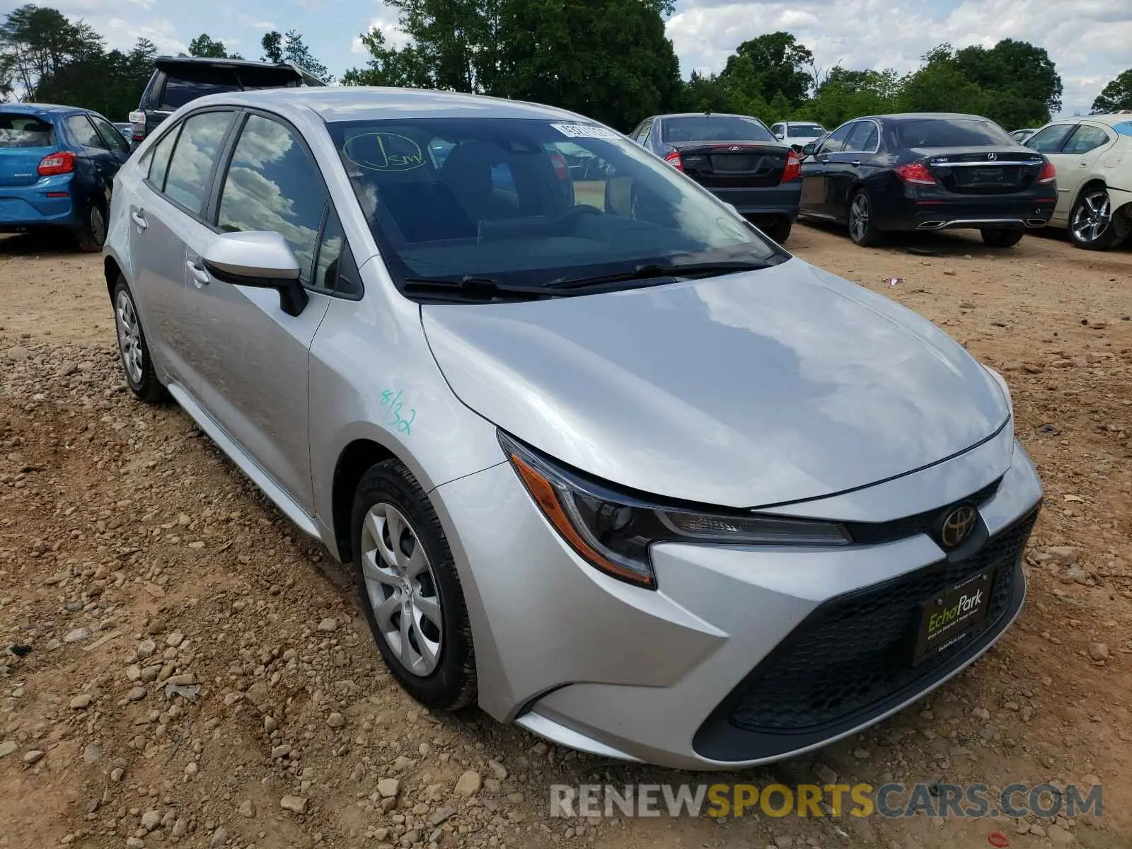 1 Photograph of a damaged car JTDEPRAE8LJ038266 TOYOTA COROLLA 2020