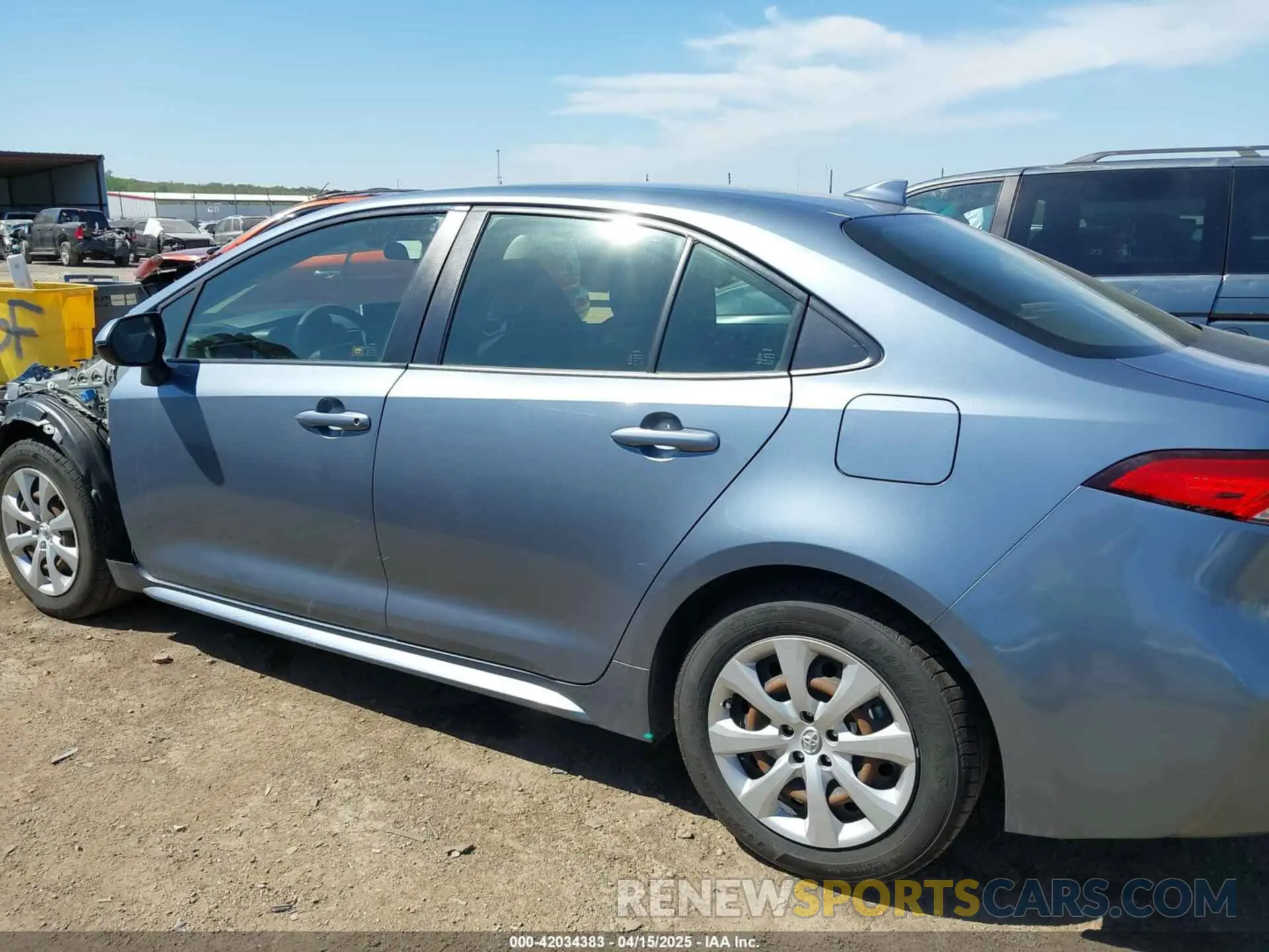 15 Фотография поврежденного автомобиля JTDEPRAE8LJ041877 TOYOTA COROLLA 2020