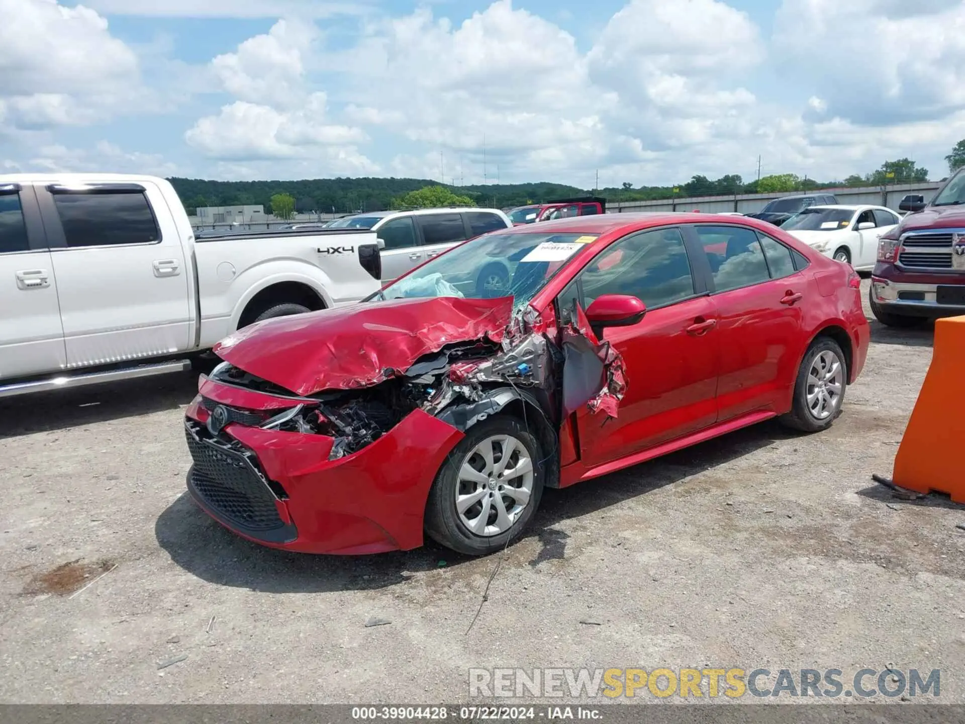 2 Фотография поврежденного автомобиля JTDEPRAE8LJ045573 TOYOTA COROLLA 2020
