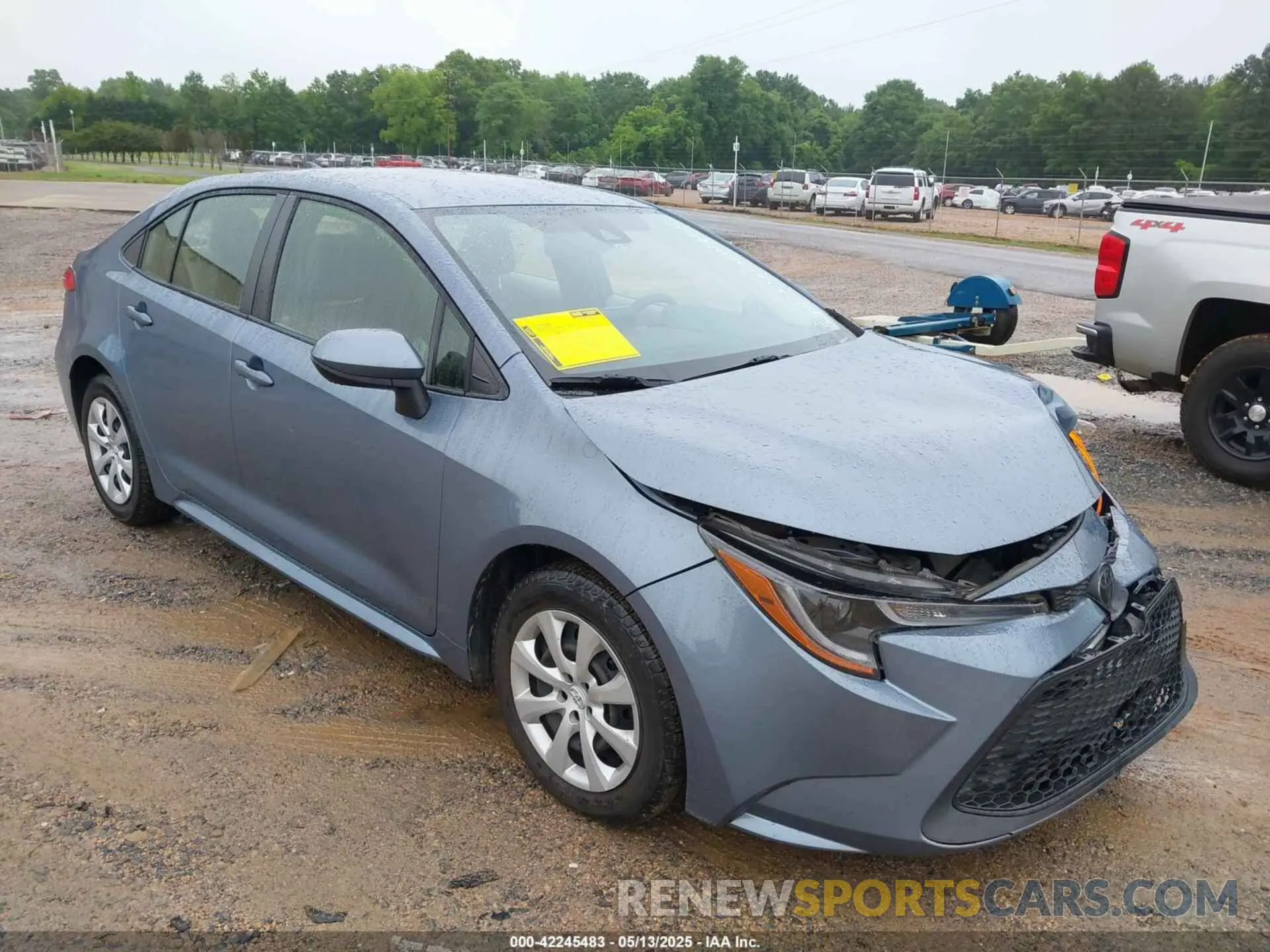1 Photograph of a damaged car JTDEPRAE8LJ048716 TOYOTA COROLLA 2020