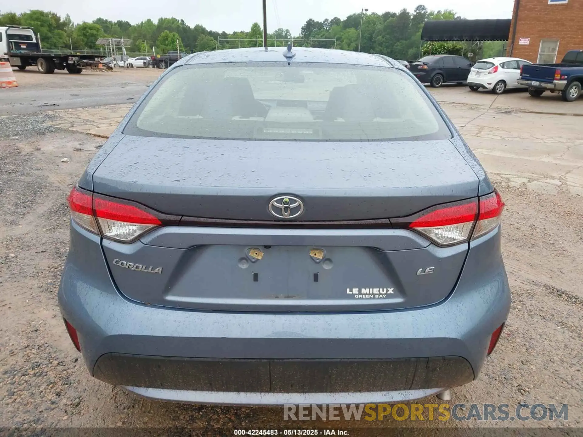 16 Photograph of a damaged car JTDEPRAE8LJ048716 TOYOTA COROLLA 2020