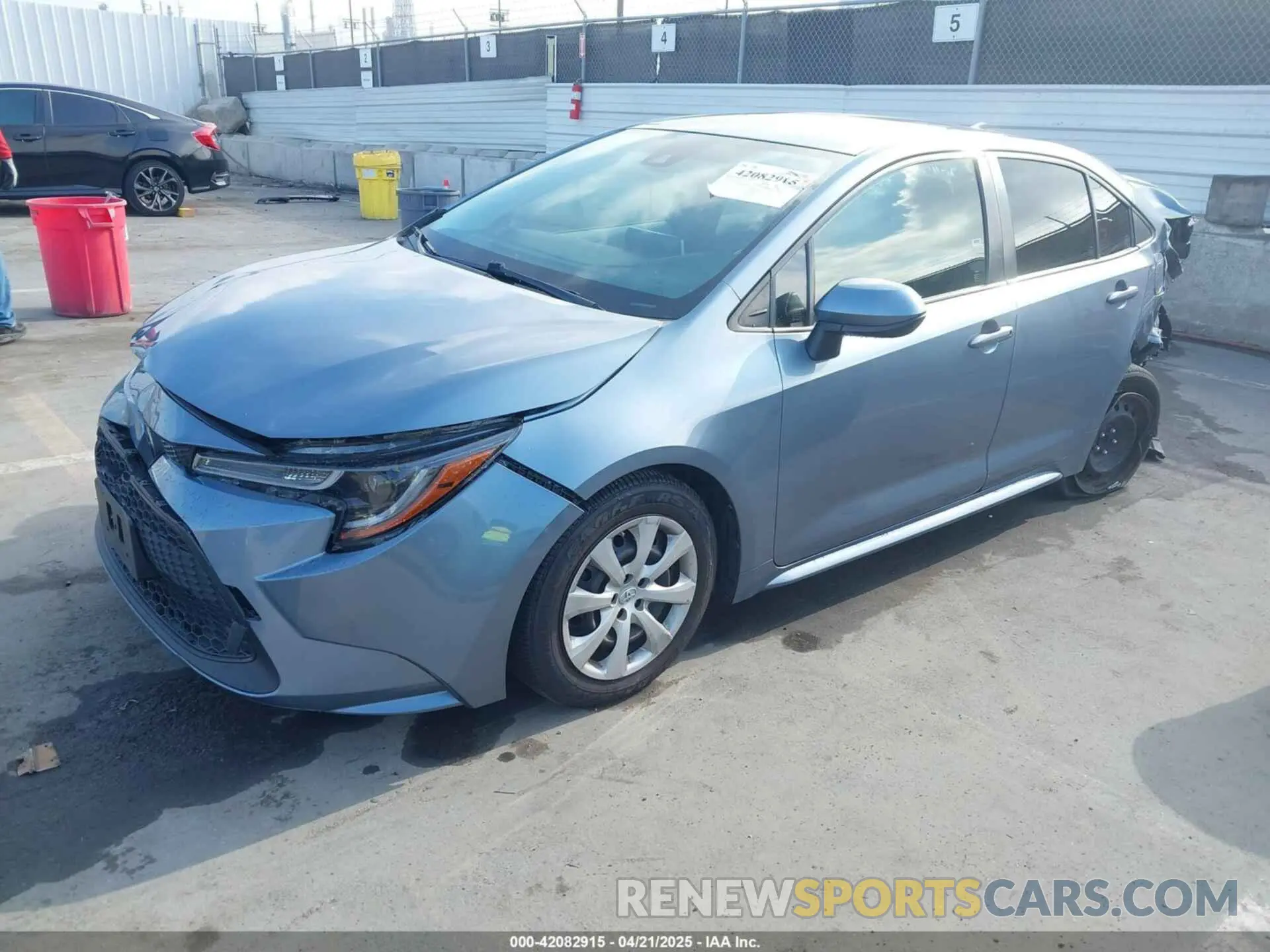 2 Фотография поврежденного автомобиля JTDEPRAE8LJ059487 TOYOTA COROLLA 2020