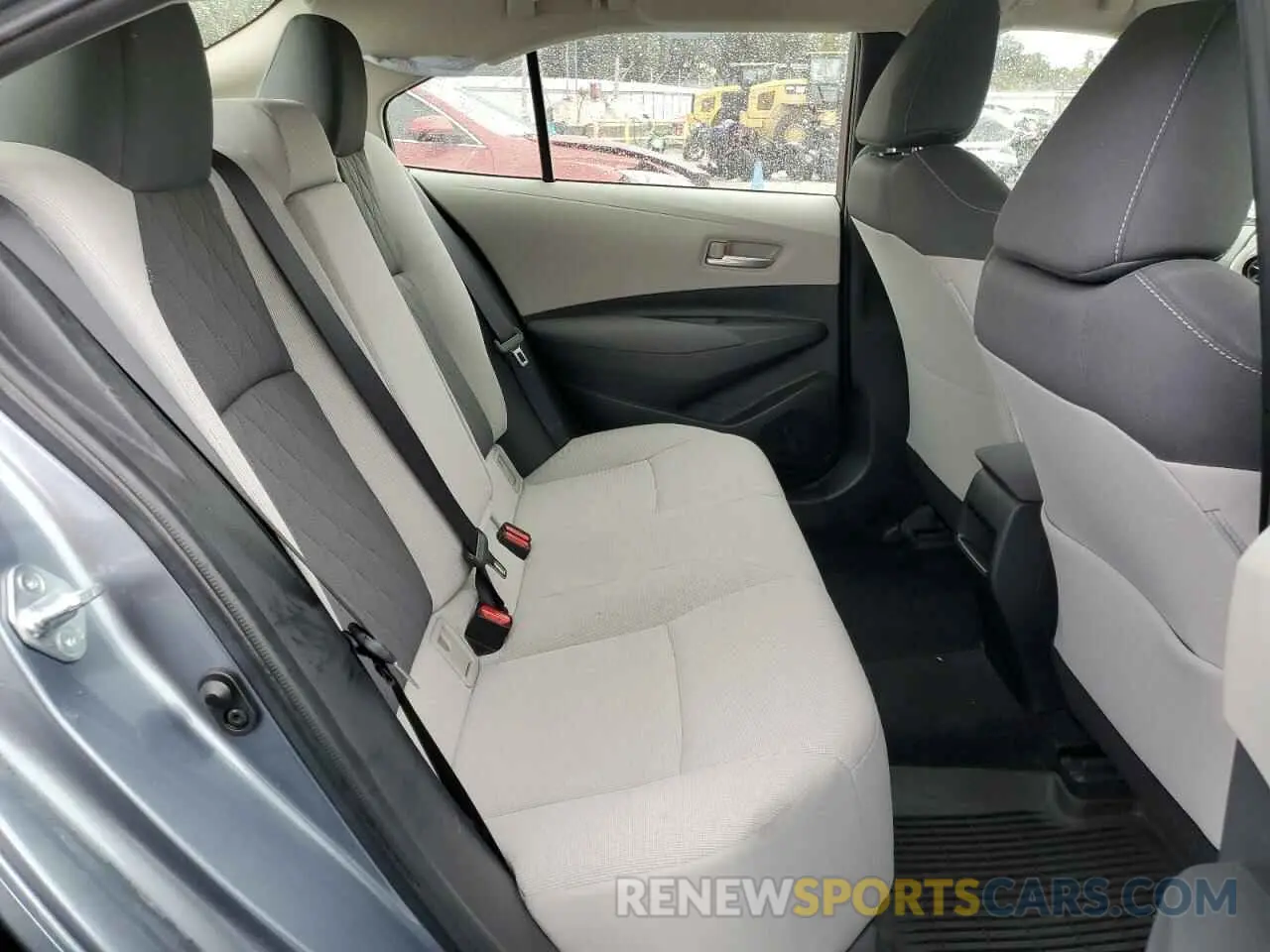 10 Photograph of a damaged car JTDEPRAE8LJ069937 TOYOTA COROLLA 2020