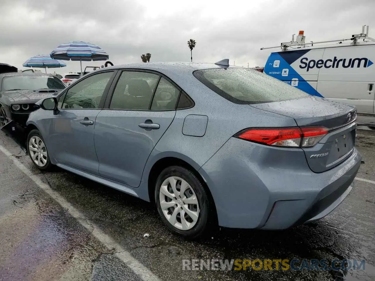 2 Photograph of a damaged car JTDEPRAE8LJ069937 TOYOTA COROLLA 2020