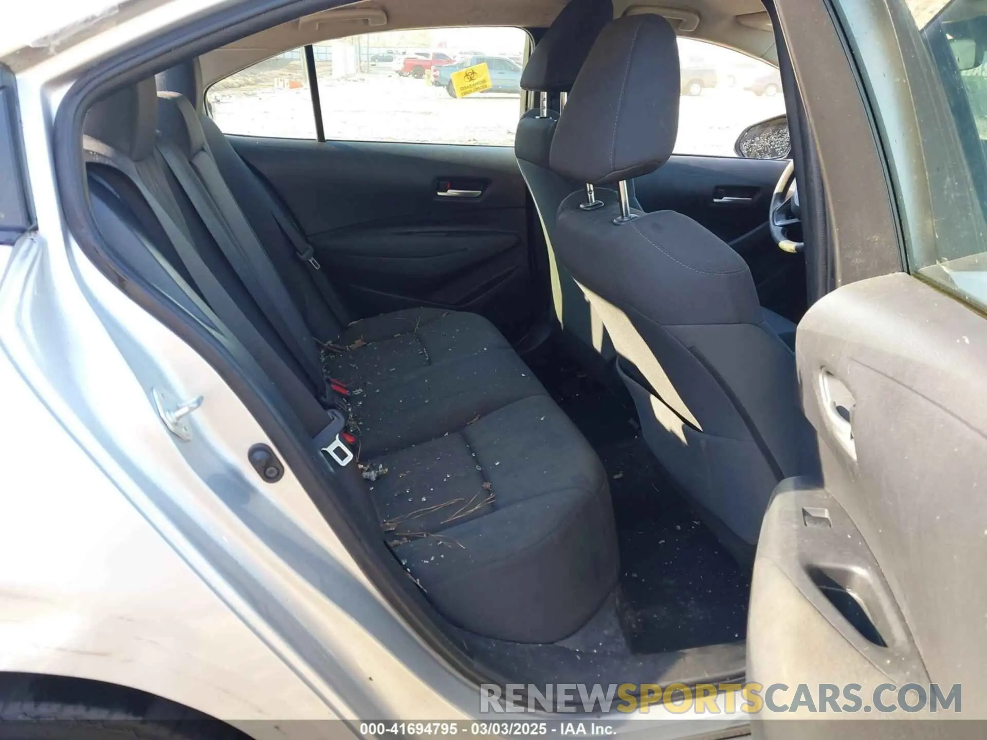 8 Photograph of a damaged car JTDEPRAE8LJ074846 TOYOTA COROLLA 2020