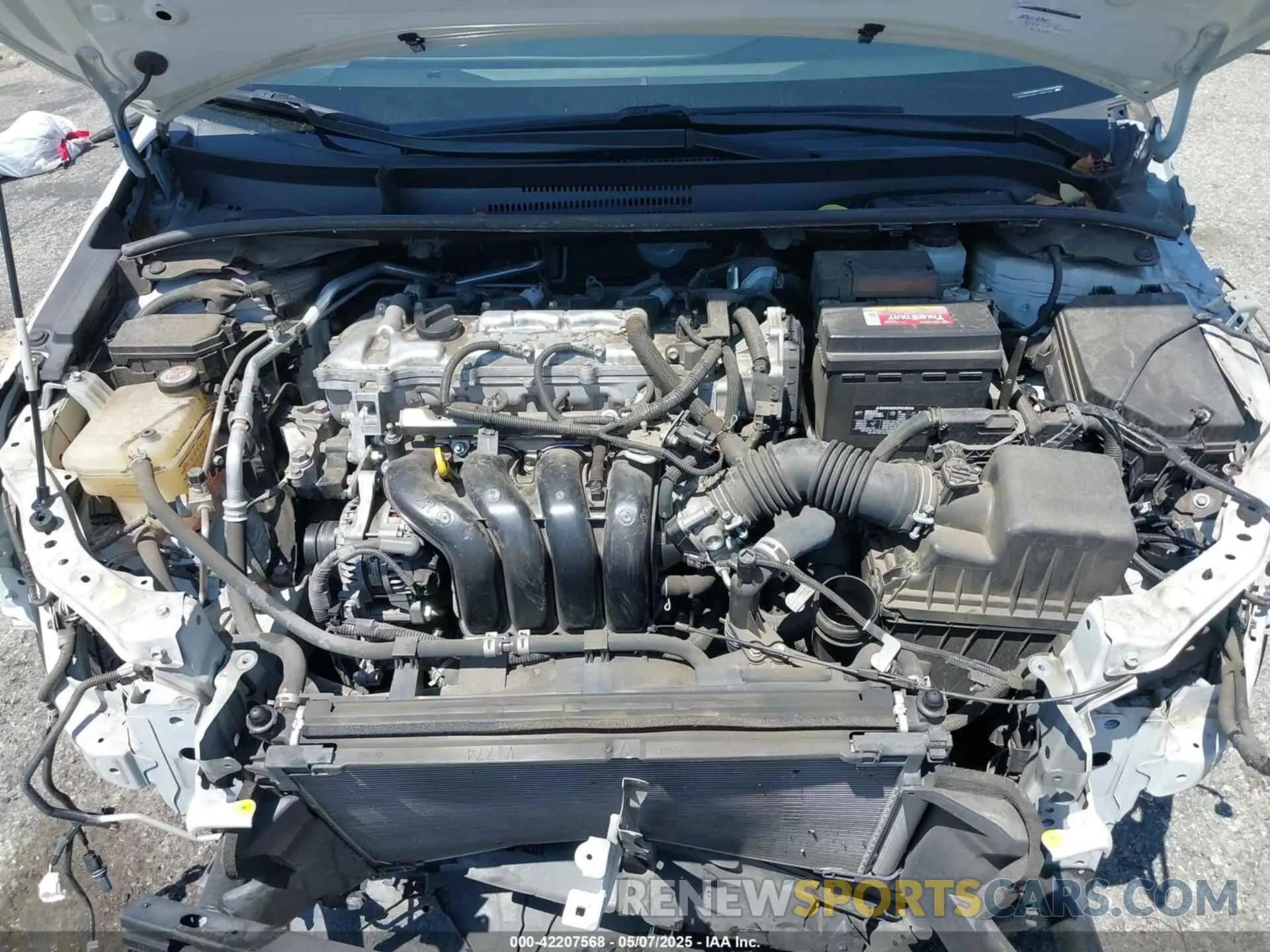 10 Photograph of a damaged car JTDEPRAE8LJ075821 TOYOTA COROLLA 2020