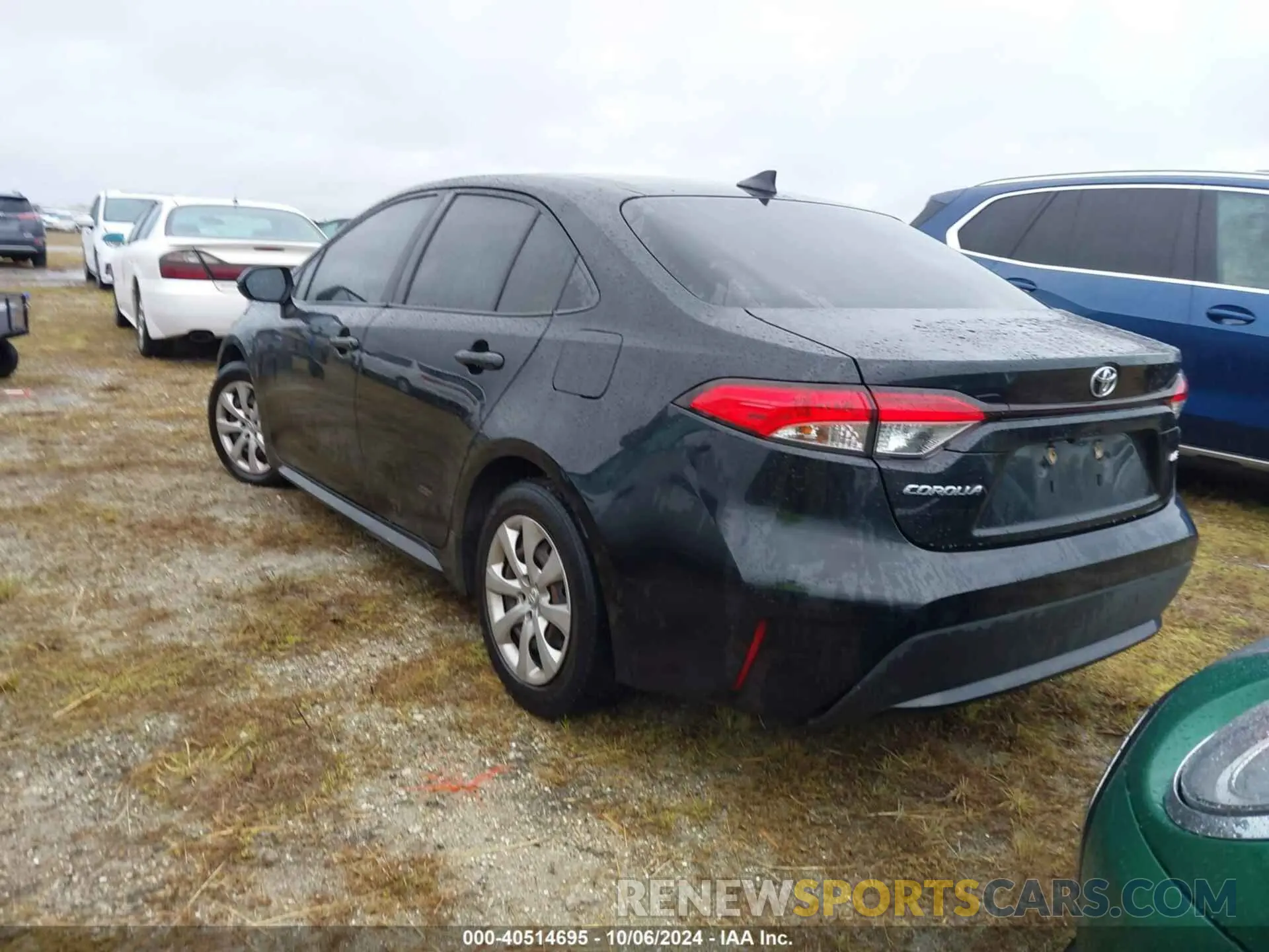 3 Photograph of a damaged car JTDEPRAE8LJ083997 TOYOTA COROLLA 2020