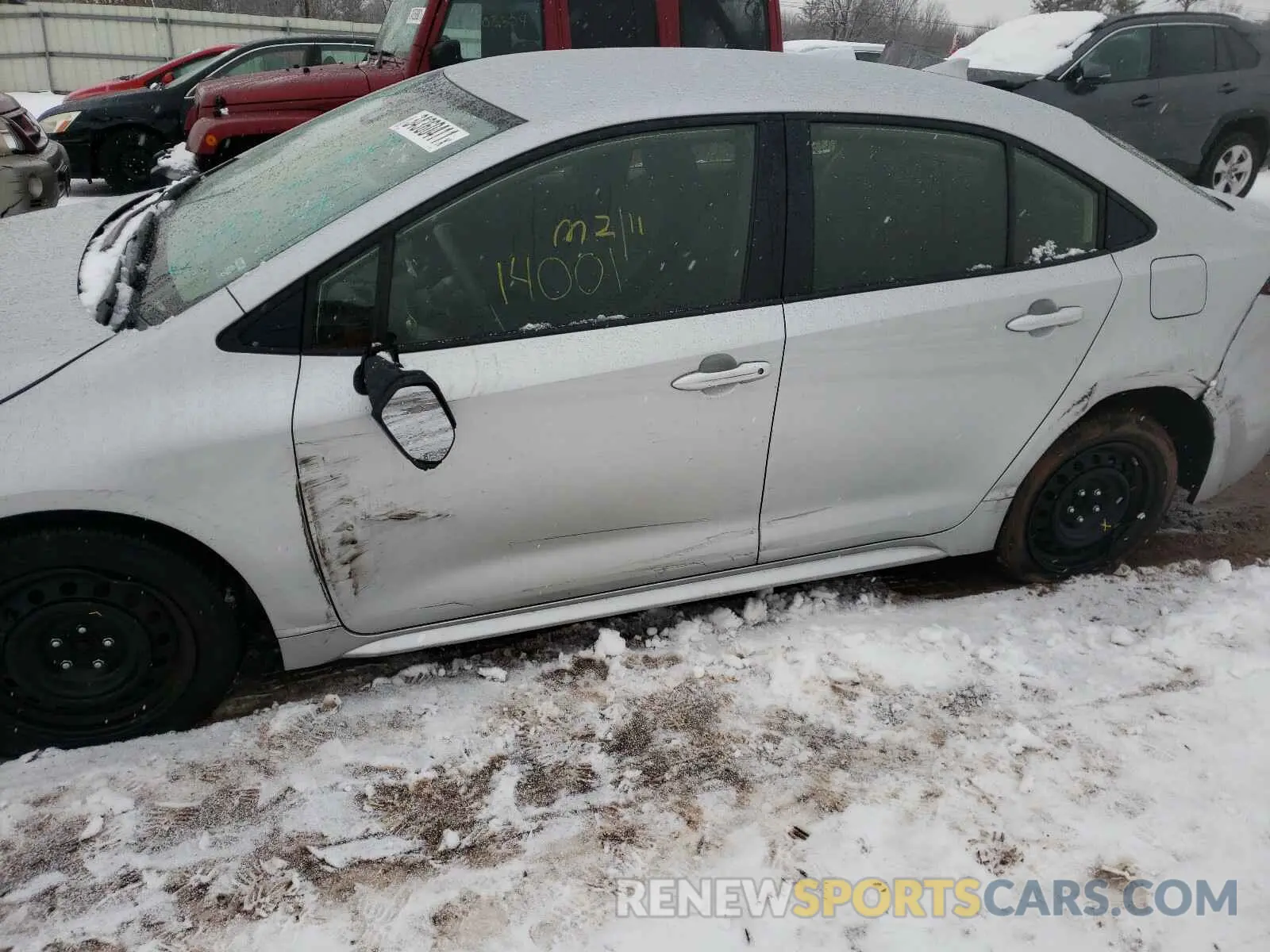 9 Photograph of a damaged car JTDEPRAE8LJ087029 TOYOTA COROLLA 2020