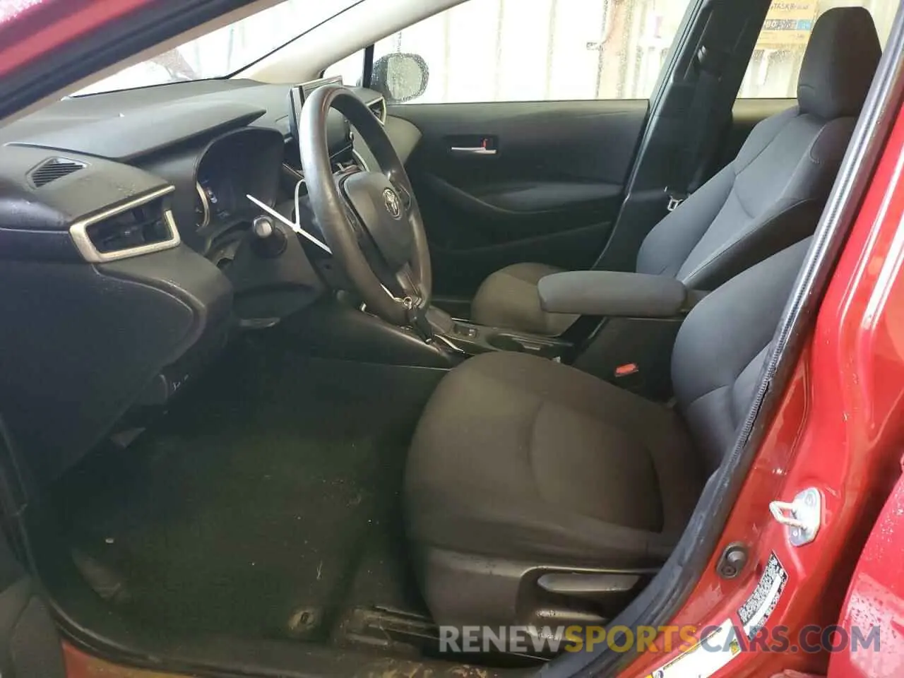 7 Photograph of a damaged car JTDEPRAE8LJ088004 TOYOTA COROLLA 2020