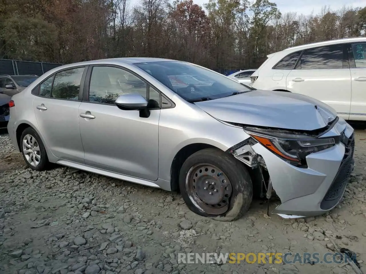 4 Photograph of a damaged car JTDEPRAE8LJ094014 TOYOTA COROLLA 2020