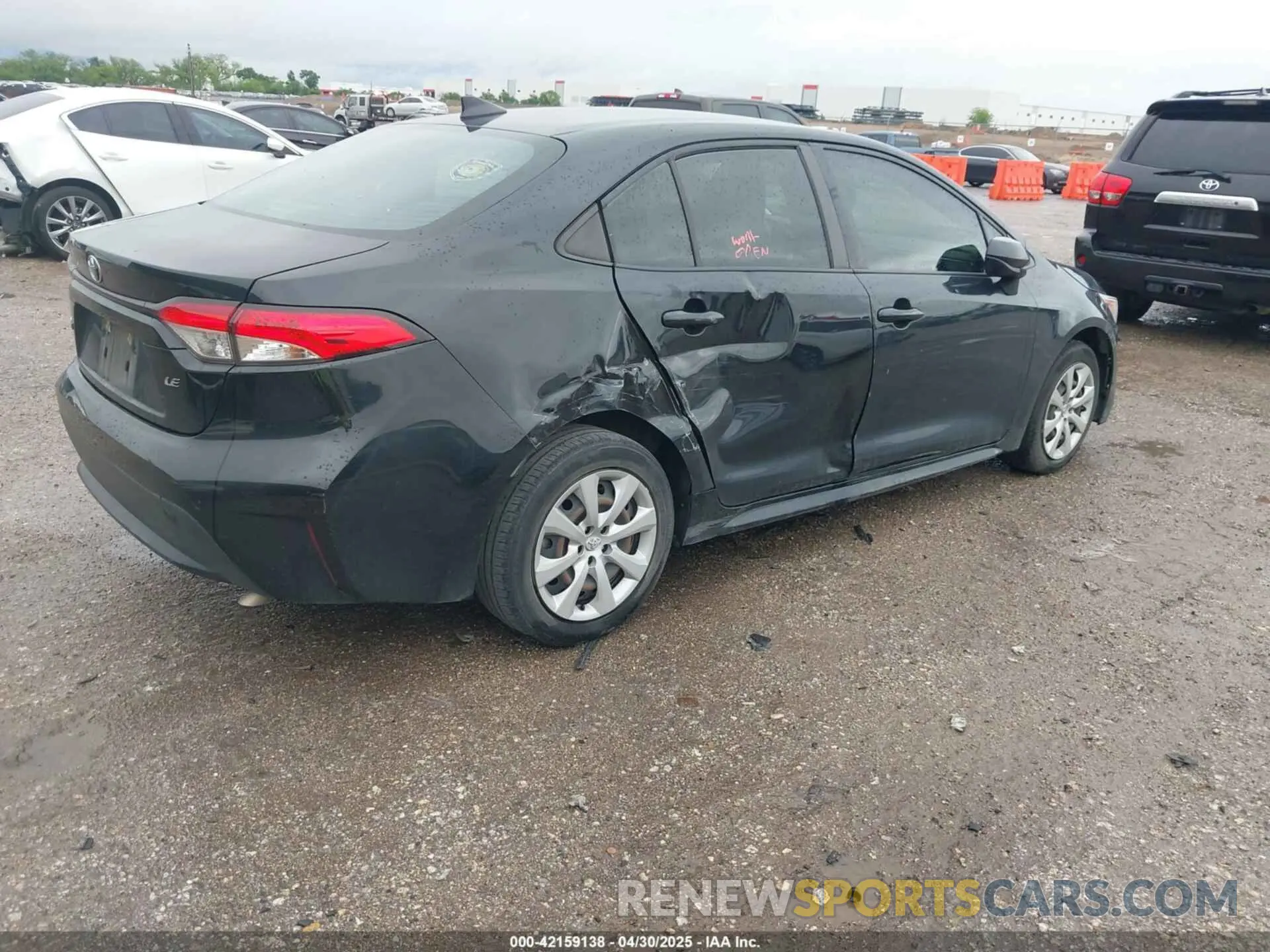 4 Photograph of a damaged car JTDEPRAE8LJ106422 TOYOTA COROLLA 2020