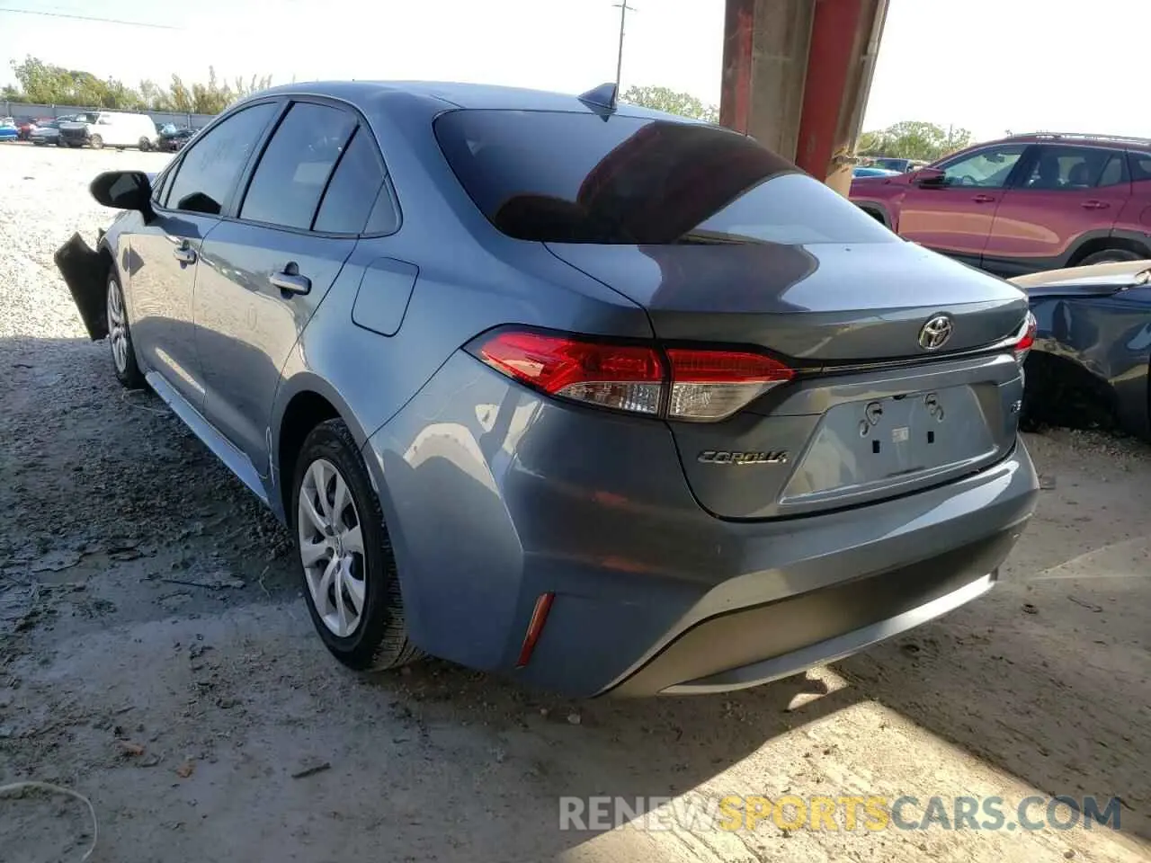 3 Photograph of a damaged car JTDEPRAE8LJ113337 TOYOTA COROLLA 2020