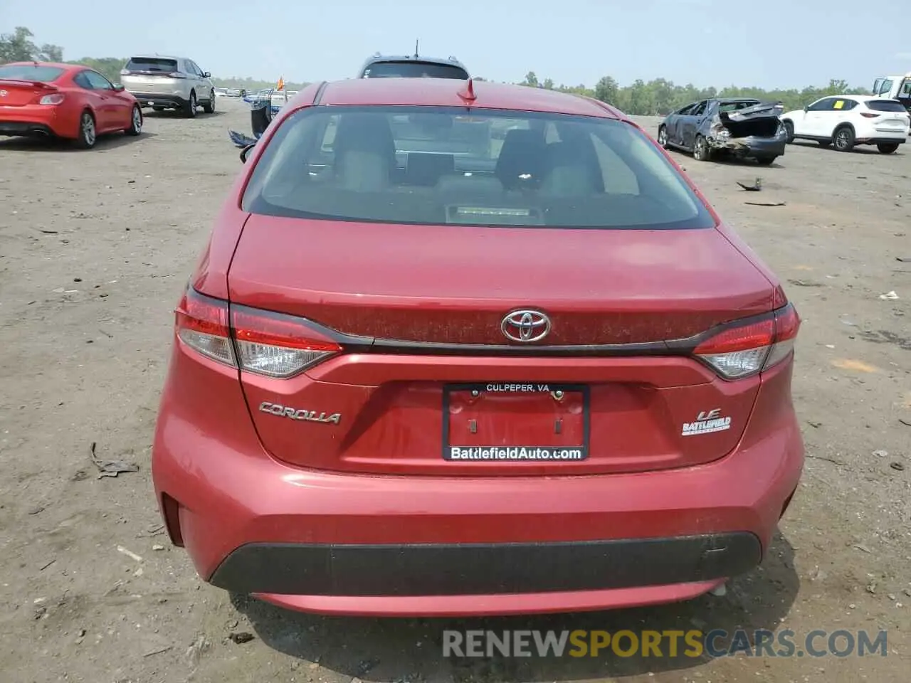 6 Photograph of a damaged car JTDEPRAE8LJ113502 TOYOTA COROLLA 2020