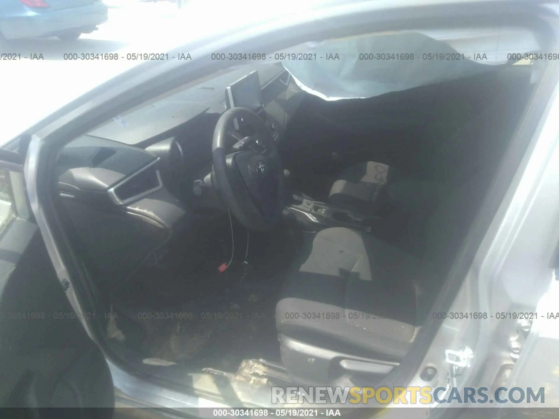 5 Photograph of a damaged car JTDEPRAE9LJ008953 TOYOTA COROLLA 2020