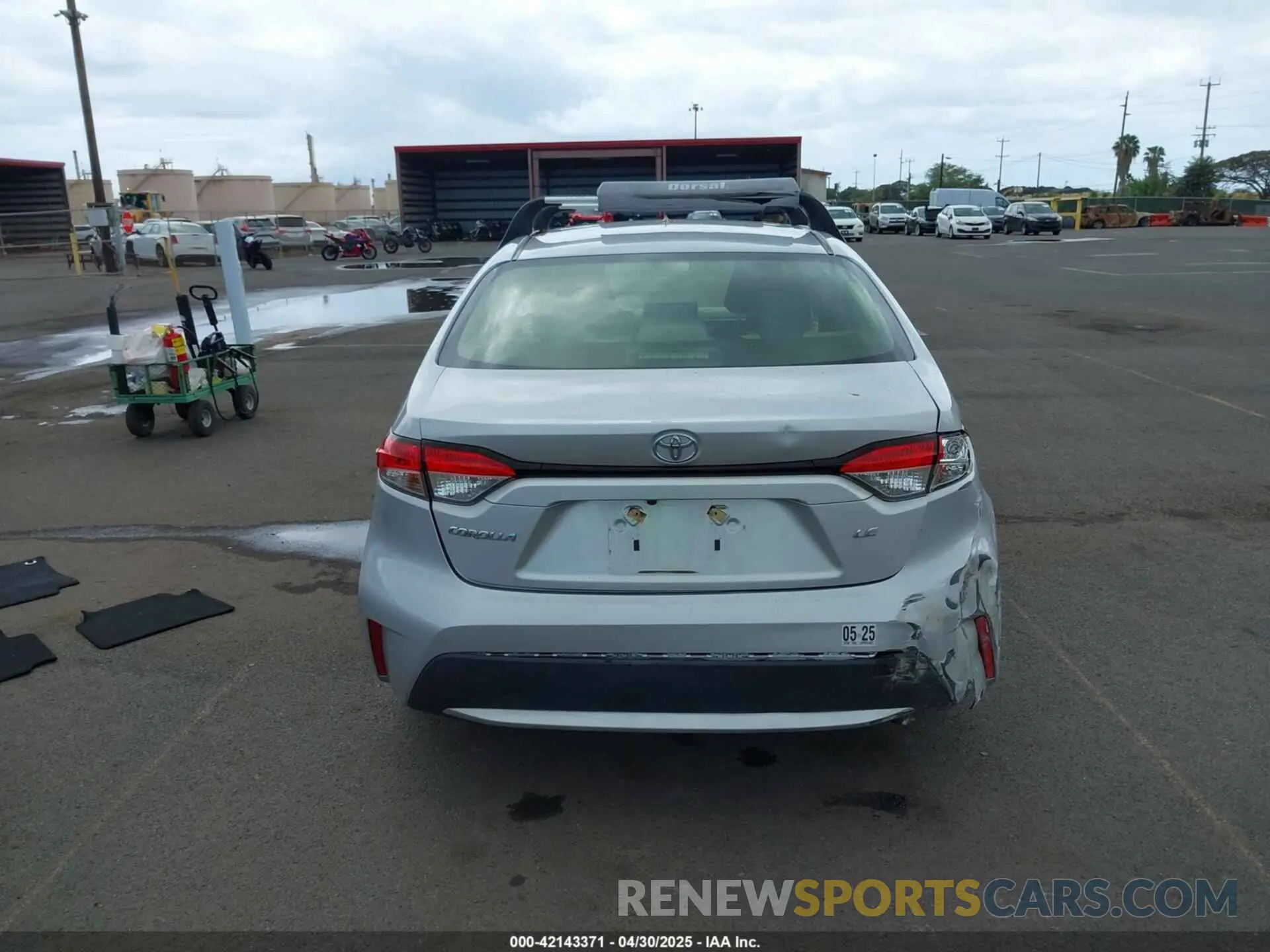 16 Photograph of a damaged car JTDEPRAE9LJ020777 TOYOTA COROLLA 2020