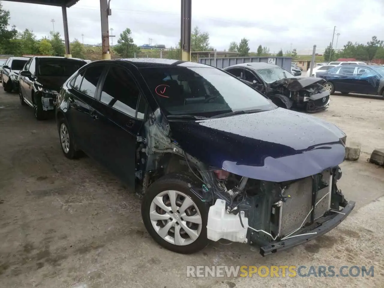 1 Photograph of a damaged car JTDEPRAE9LJ052063 TOYOTA COROLLA 2020